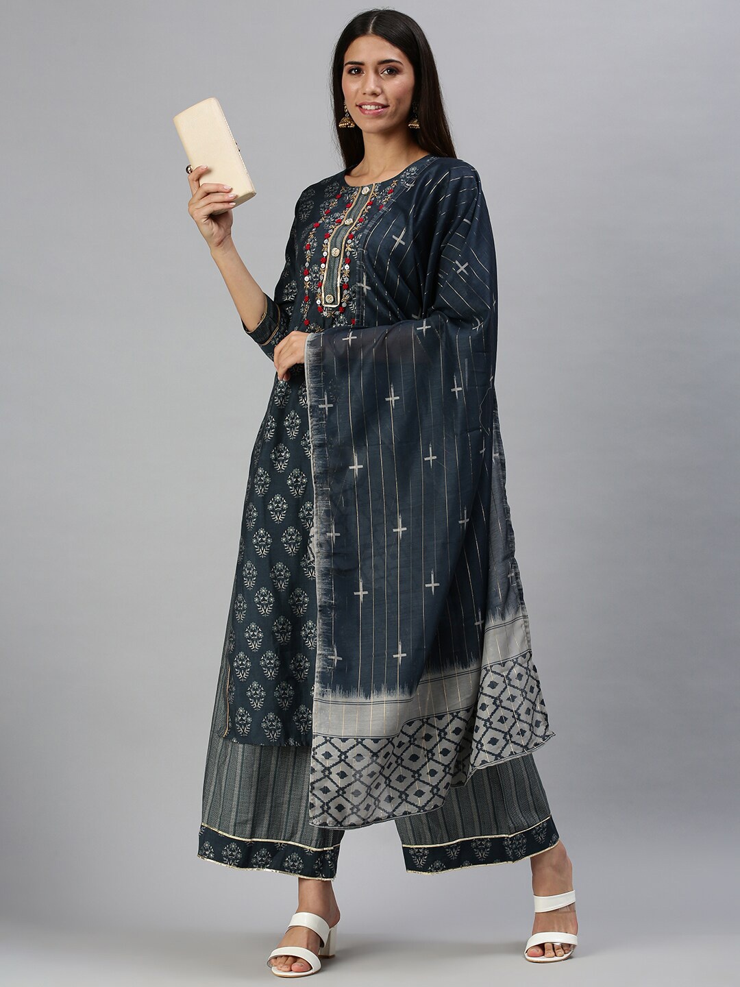 

SHOWOFF Floral Printed Beads & Stones Kurta with Palazzos & Dupatta, Navy blue