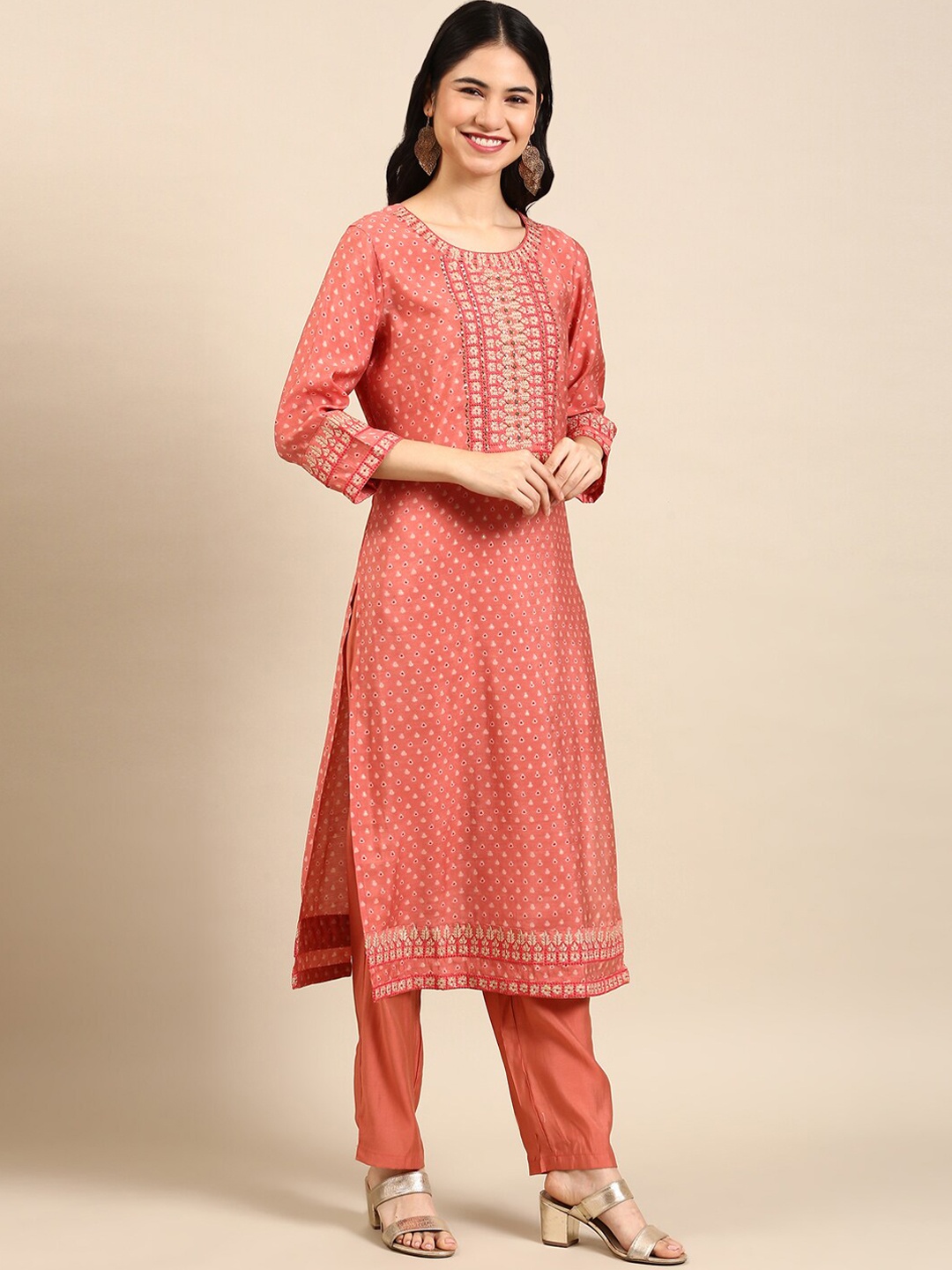 

SHOWOFF Ethnic Motifs Printed Beads & Stones Straight Kurta With Trousers & Dupatta, Peach