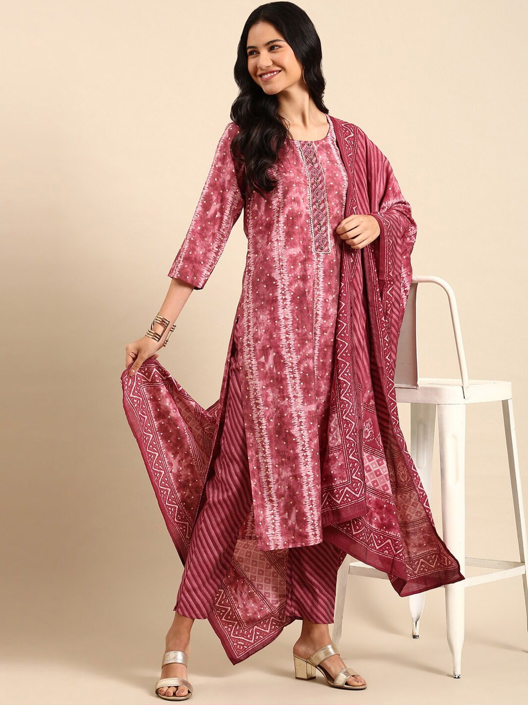 

SHOWOFF Dyed Beads and Stones Chanderi Silk Kurta With Trousers & Dupatta, Magenta