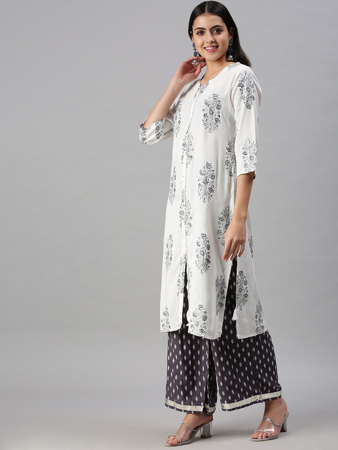 

SHOWOFF Floral Printed Sequinned Kurta with Palazzos, White