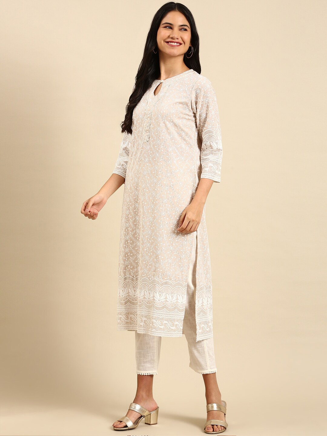 

SHOWOFF Embroidered Keyhole Neck Thread Work Kurta With Trousers & Dupatta, Beige