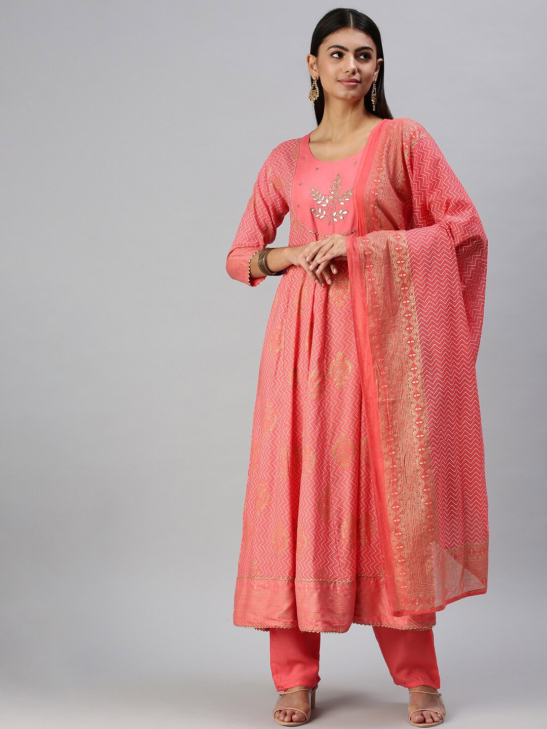 

SHOWOFF Printed Panelled Beads & Stones Kurta With Trousers & Dupatta, Pink