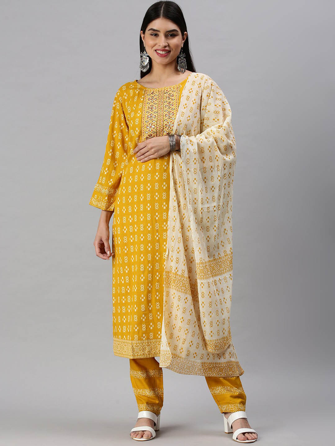 

SHOWOFF Ethnic Motifs Printed Gotta Patti Kurta with Trousers & Dupatta, Mustard