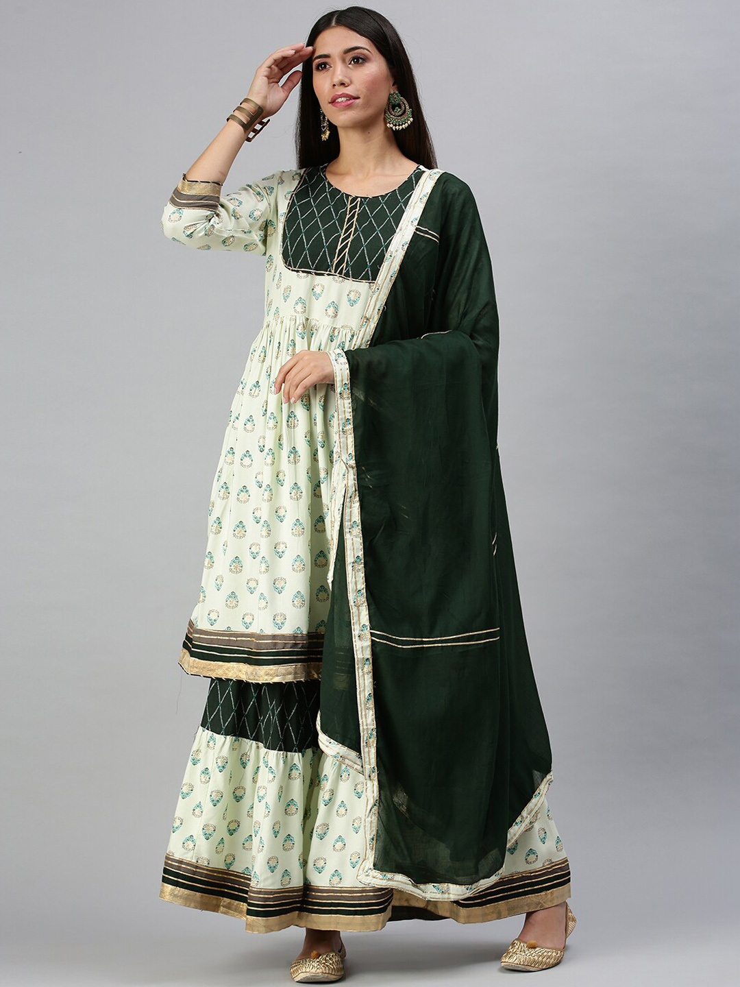 

SHOWOFF Ethnic Motifs Printed Gotta Patti Foil Empire Kurta With Palazzos & Dupatta, Green