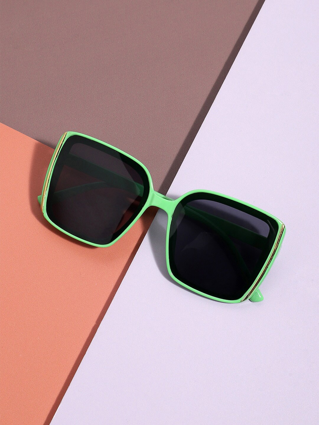 

HAUTE SAUCE by Campus Sutra Women Oversized Sunglasses with Polarised Lens SS23_HSSG1262, Green