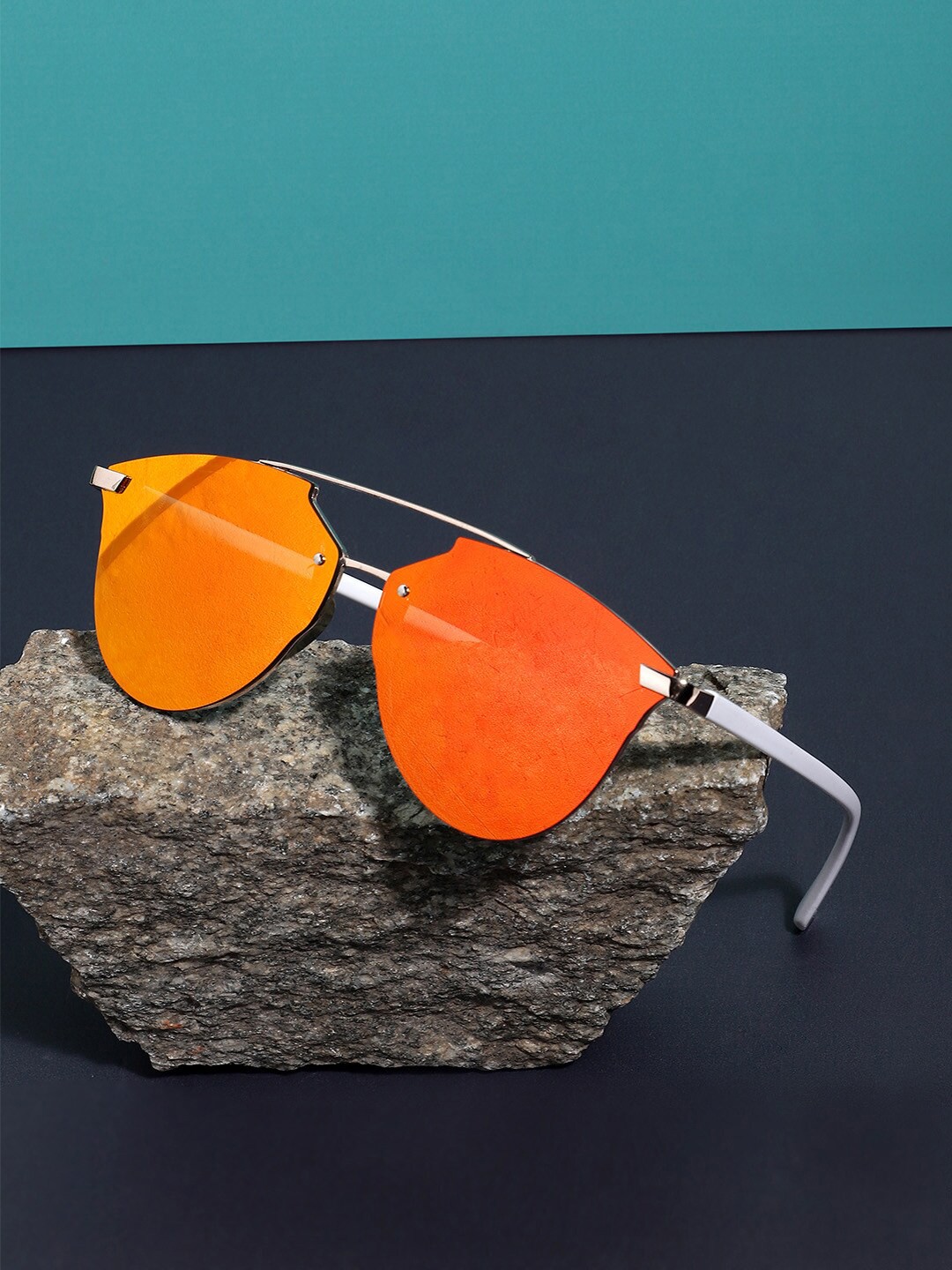 

HAUTE SAUCE by Campus Sutra Women Cateye Sunglasses with Polarised Lens SS23_HSSG1378, Orange