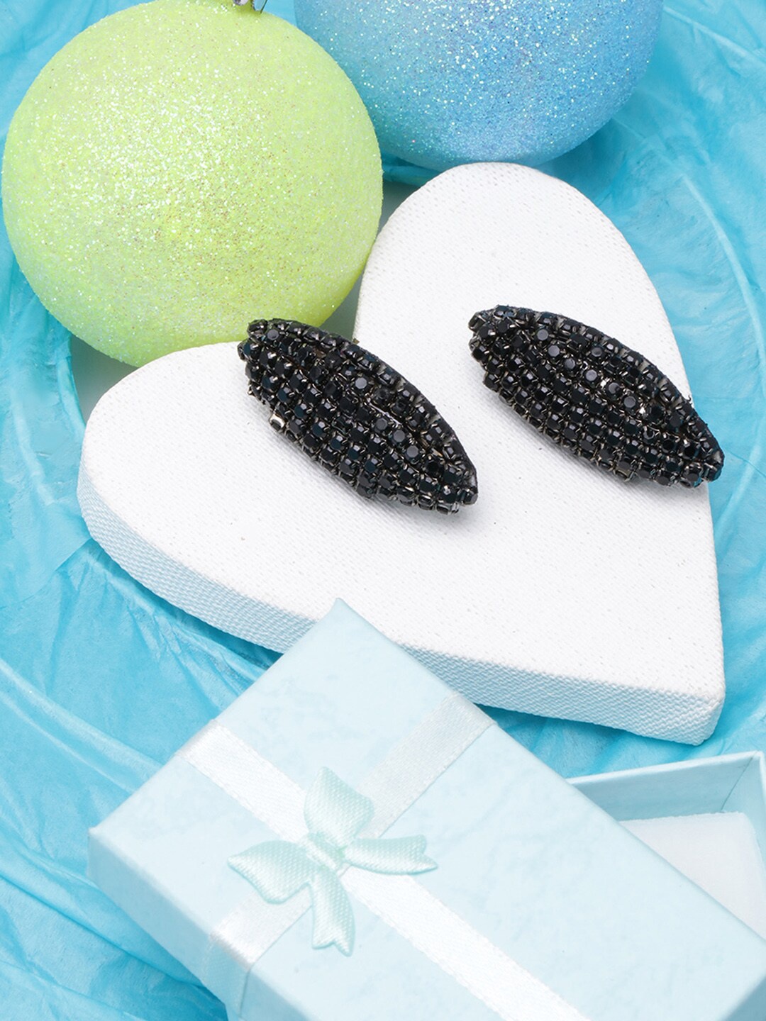 

DressBerry Black-Plated Rhinestone Contemporary Studs Earrings