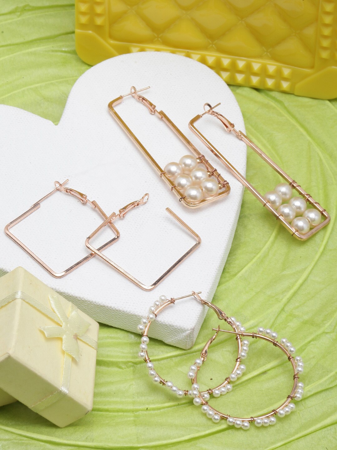 

DressBerry Set Of 3 Gold-Plated Contemporary Drop Earrings