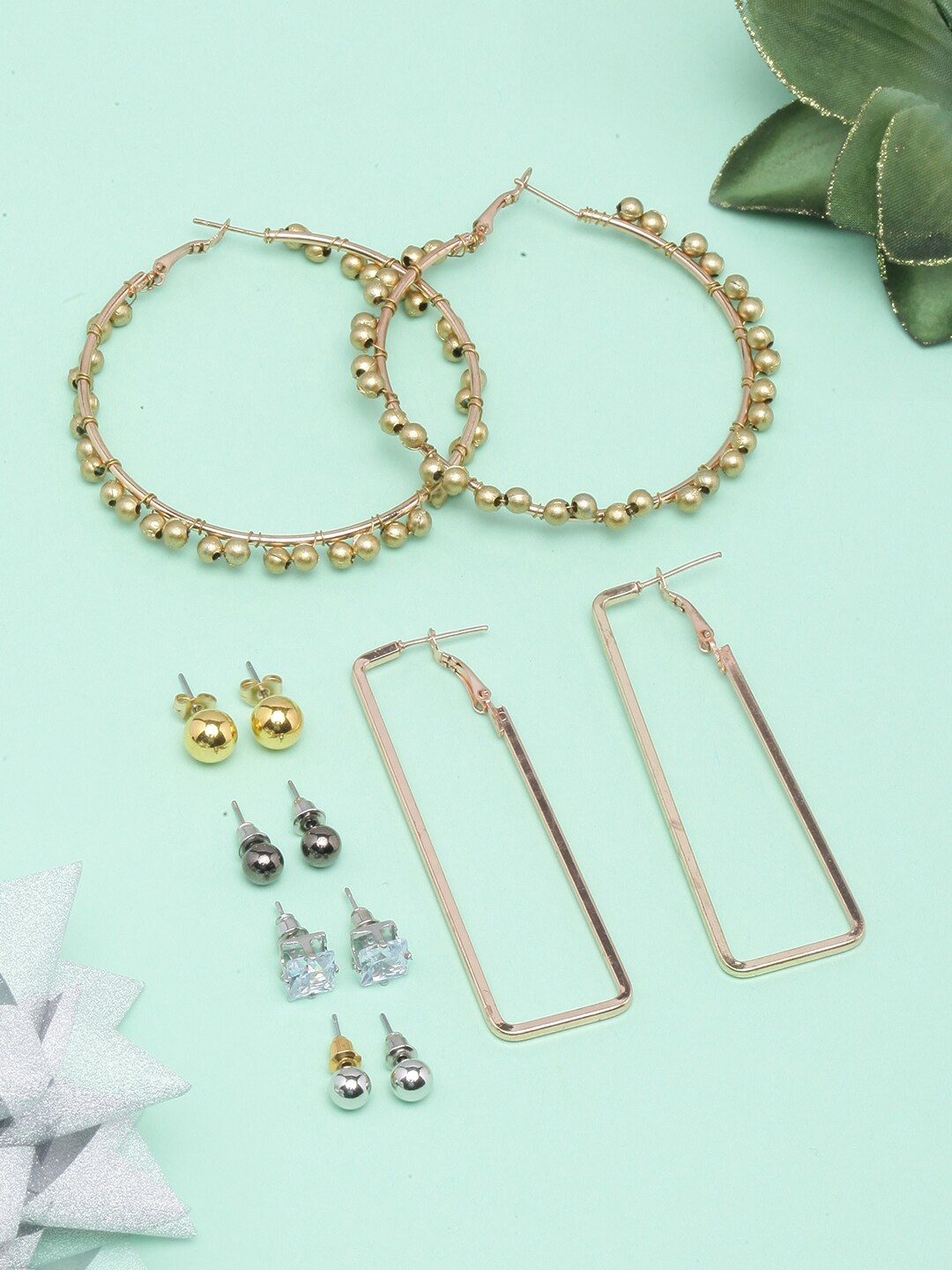 

DressBerry Set Of 6 Gold-Plated Contemporary Hoop Earrings