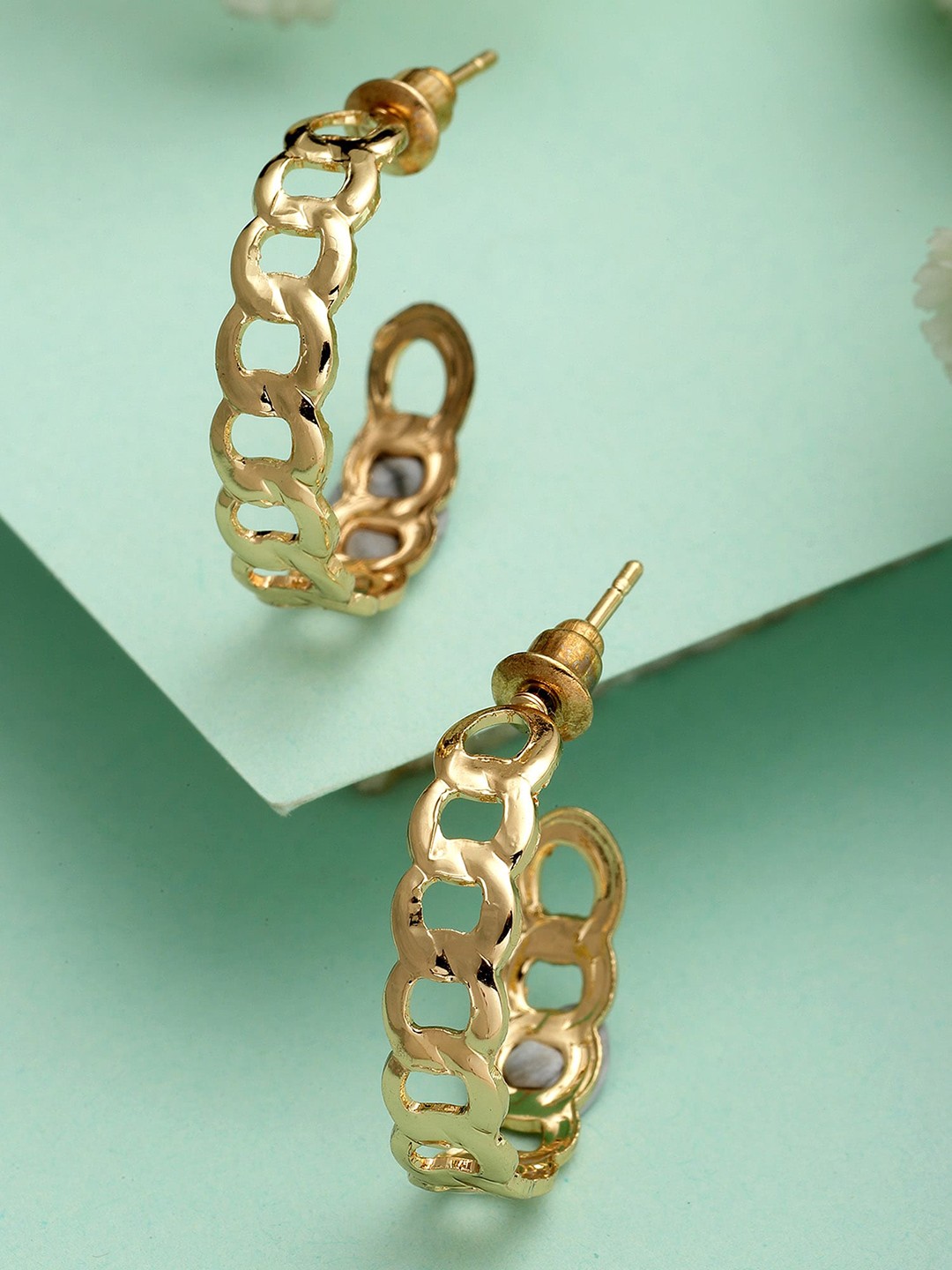 

Bohey by KARATCART Gold-Plated Contemporary Half Hoop Earrings