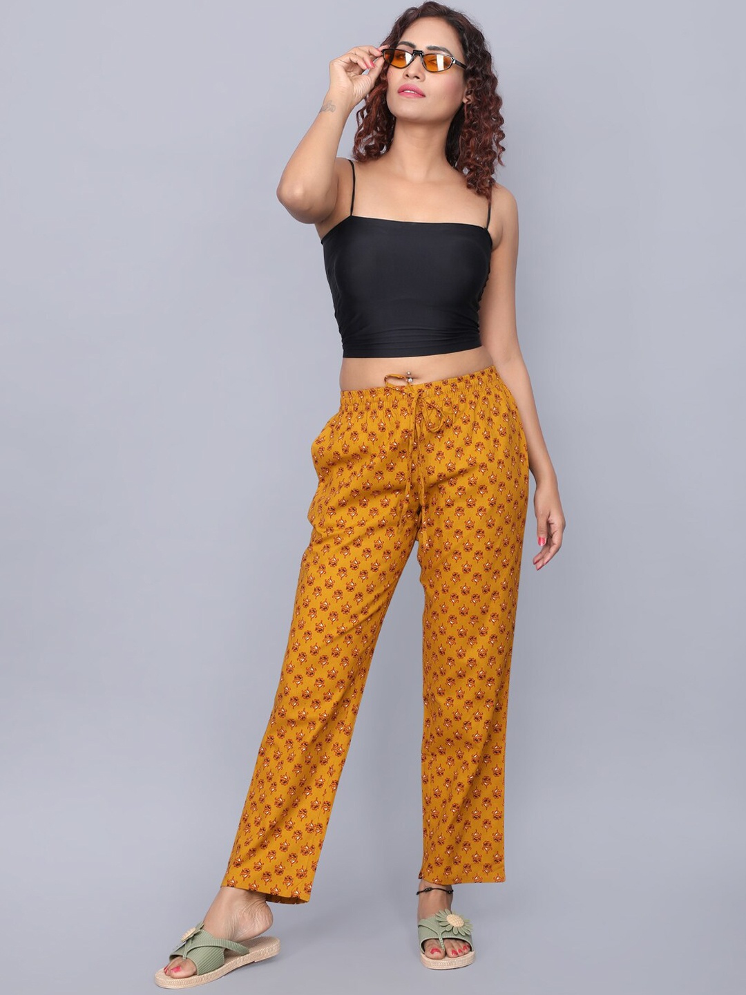 

evolove Printed Mid-Rise Relaxed Fit Cotton Lounge Pants, Yellow