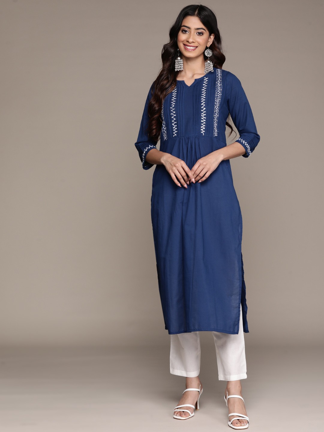 

Anubhutee Embroidered Pleated Sequinned Pure Cotton Kurta With Trousers, Navy blue