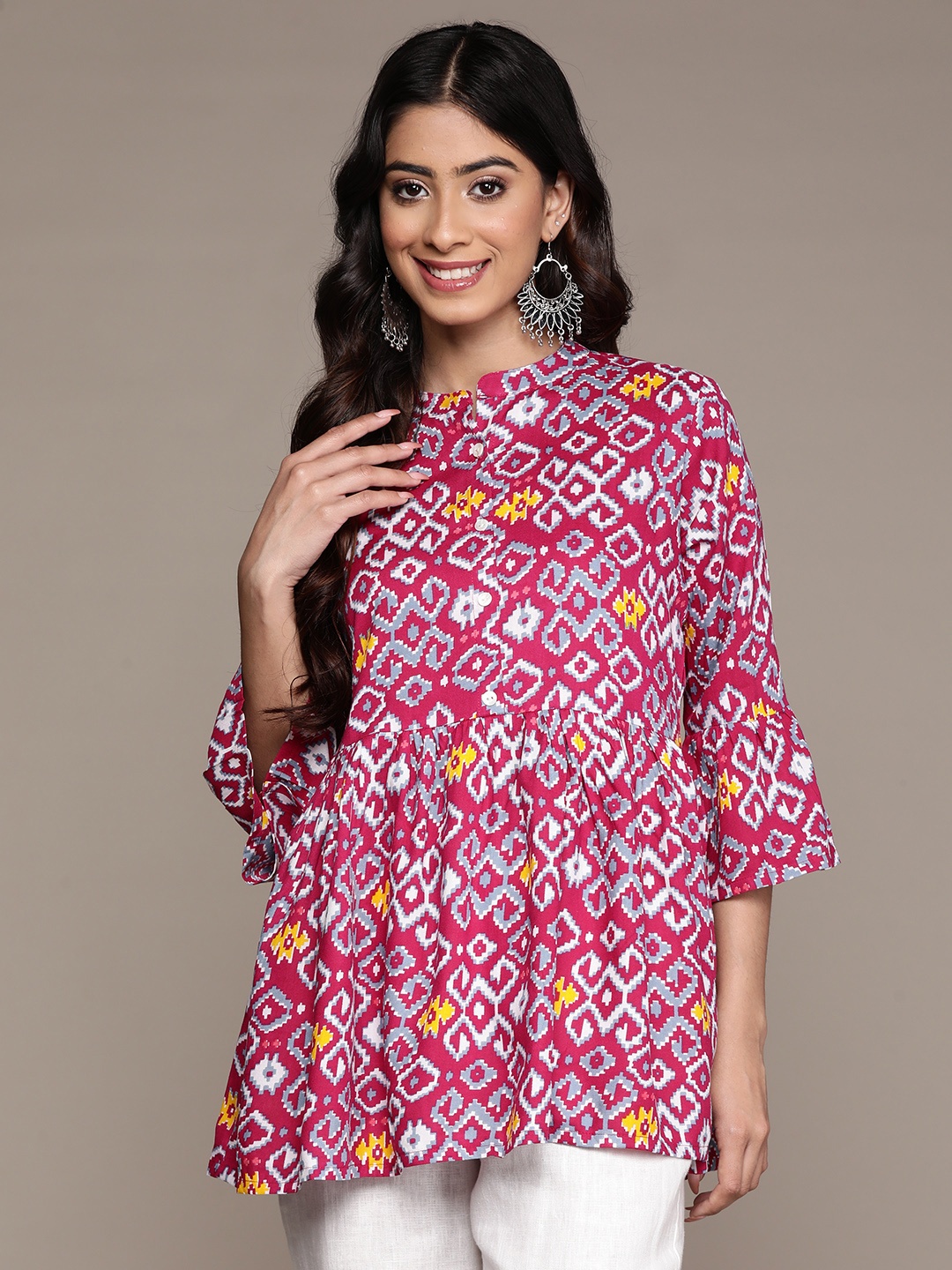 

Anubhutee Geometric Printed Bell Sleeves Kurti, Magenta