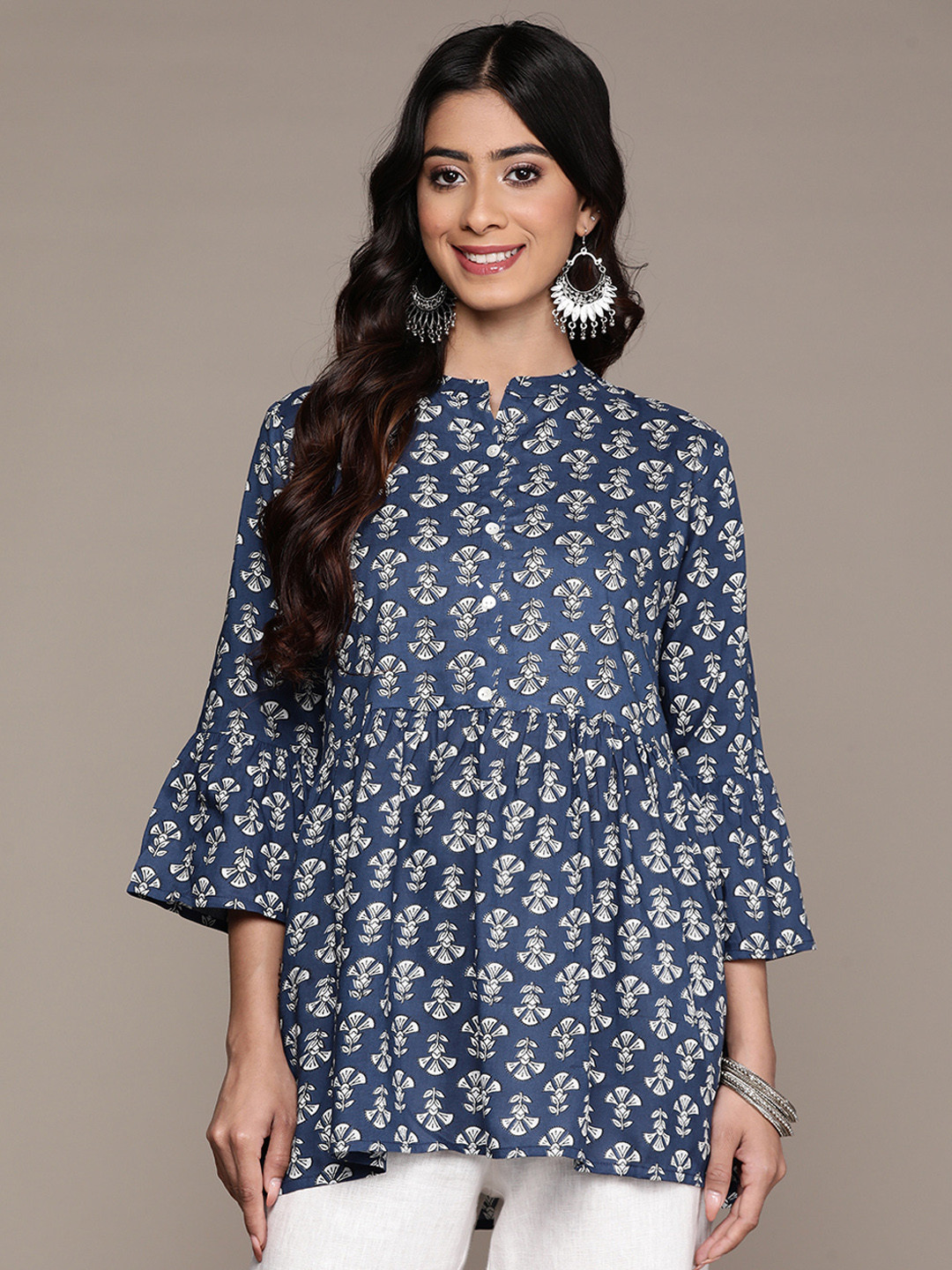 

Anubhutee Floral Printed Bell Sleeves Kurti, Navy blue