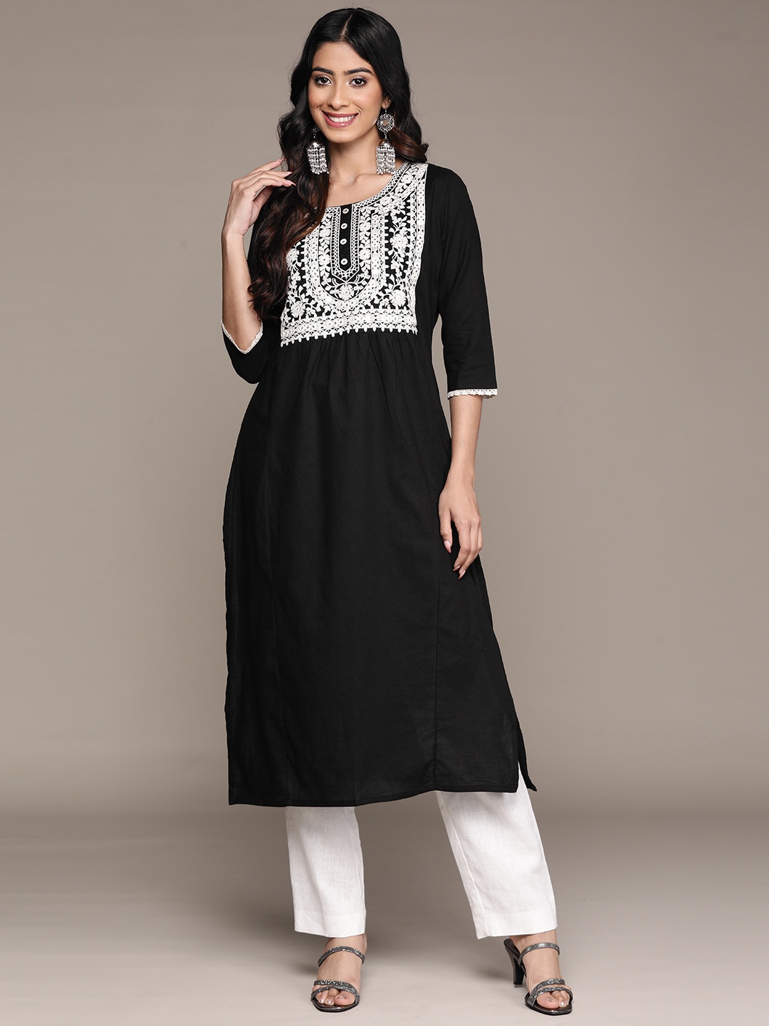 

Anubhutee Ethnic Motifs Yoke Design Mirror Work Kurta, Black
