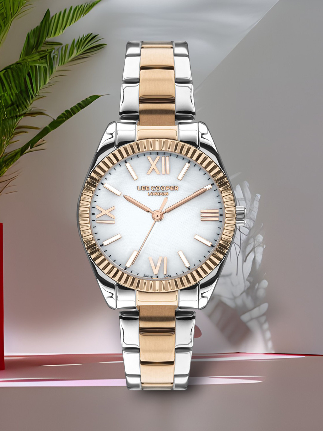 

Lee Cooper Women Brass Stainless Steel Bracelet Style Straps Analogue Watch LC07459.520, White
