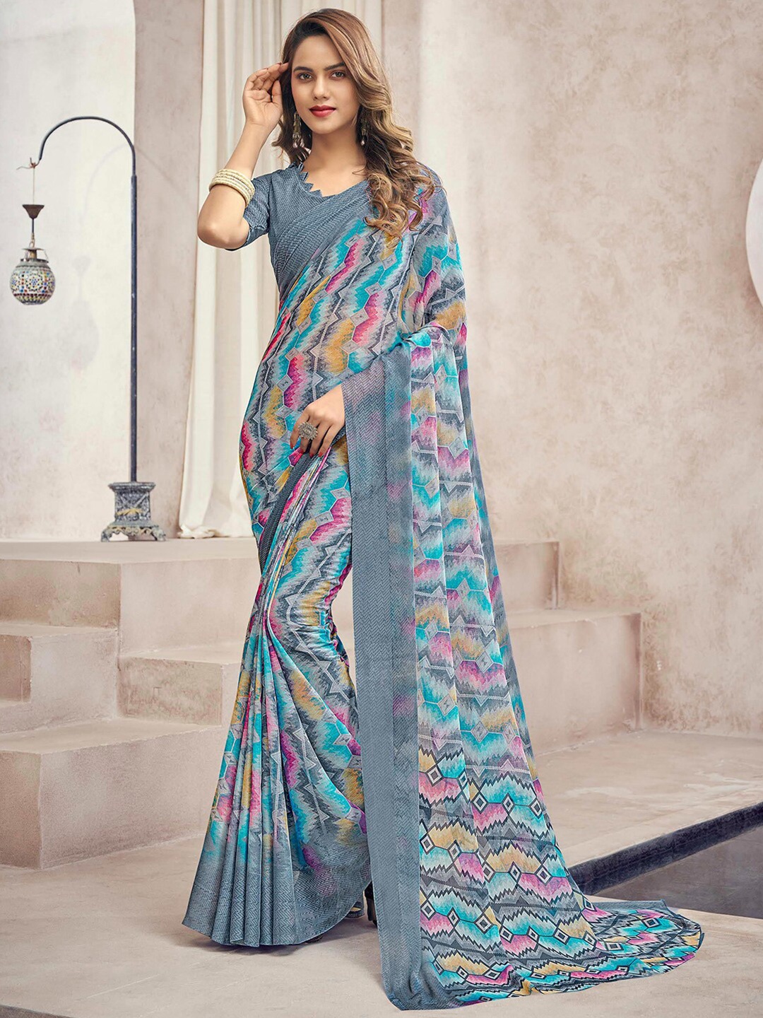 

Kasak Abstract Printed Saree, Grey