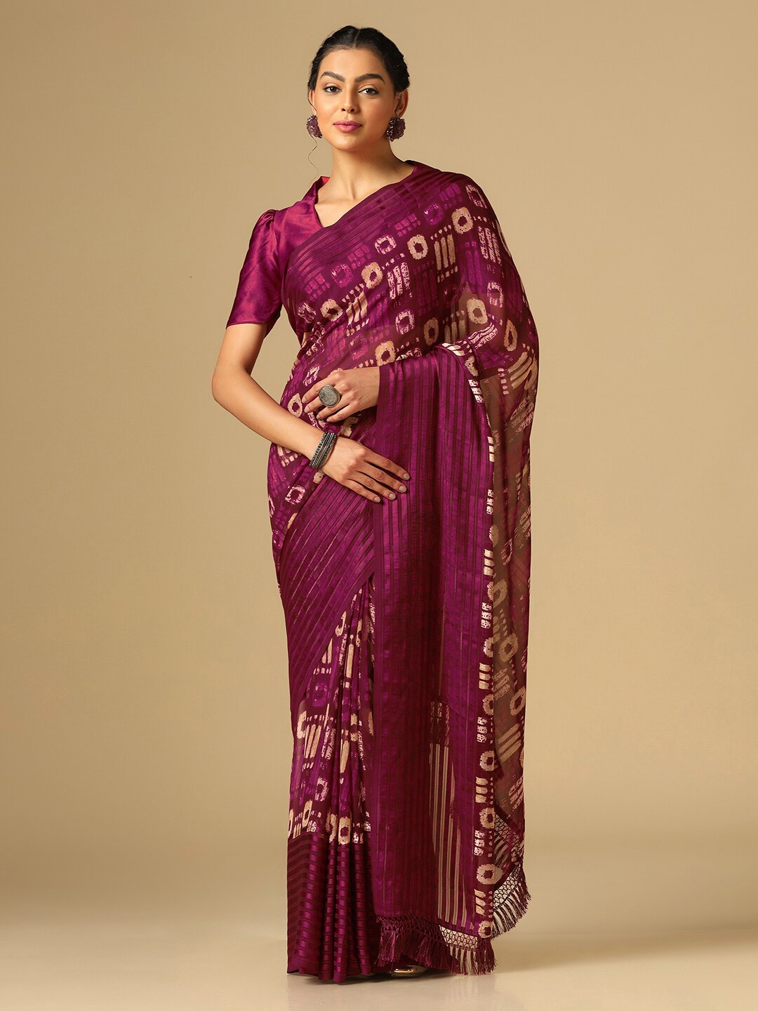 

Satrani Geometric Printed Poly Georgette Saree, Purple