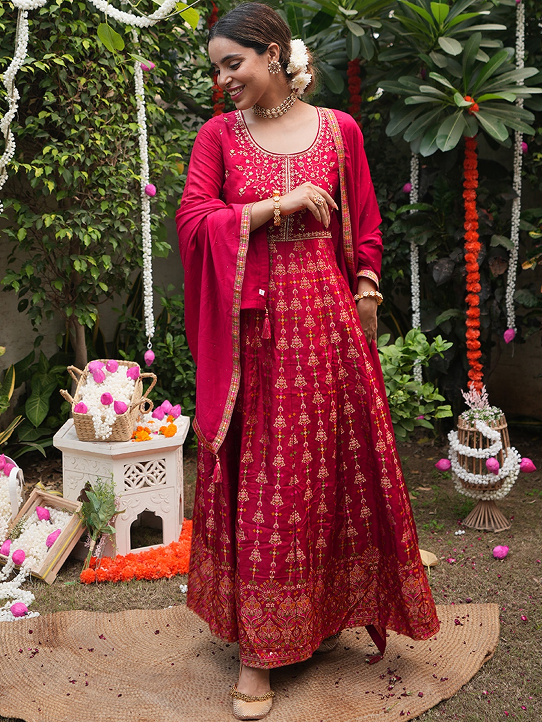 

Libas Floral Embroidered Sequined Panelled Pure Silk Kurta with Churidar & Dupatta, Red