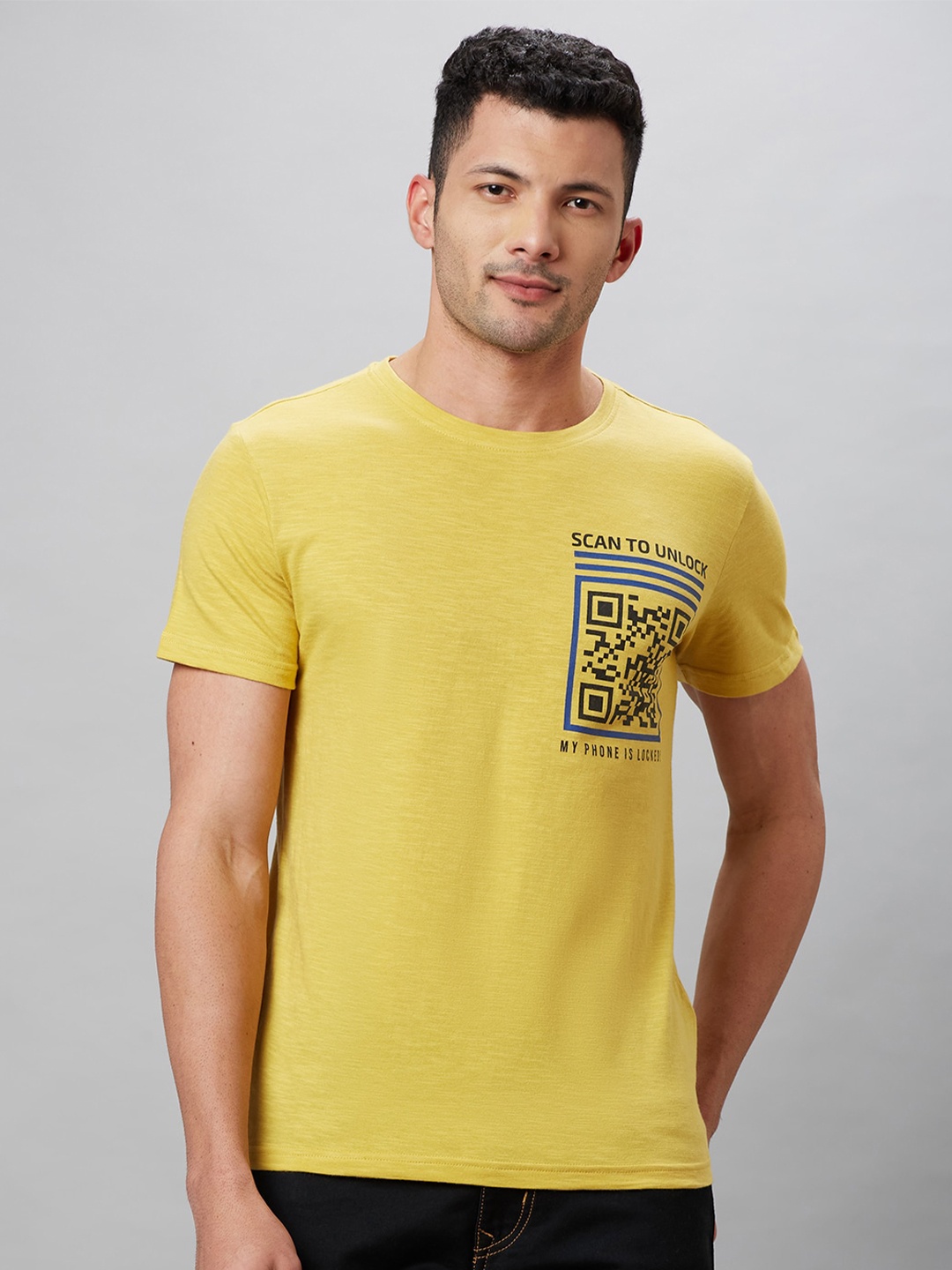 

Globus Graphic Printed Pure Cotton T-shirt, Yellow