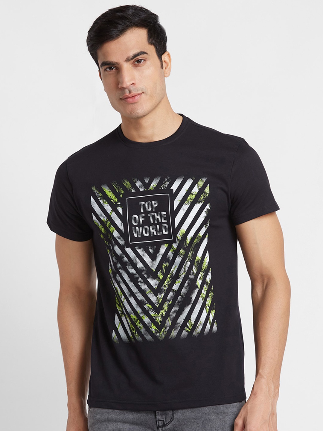 

Globus Graphic Printed Round Neck Pure cotton T-shirt, Black