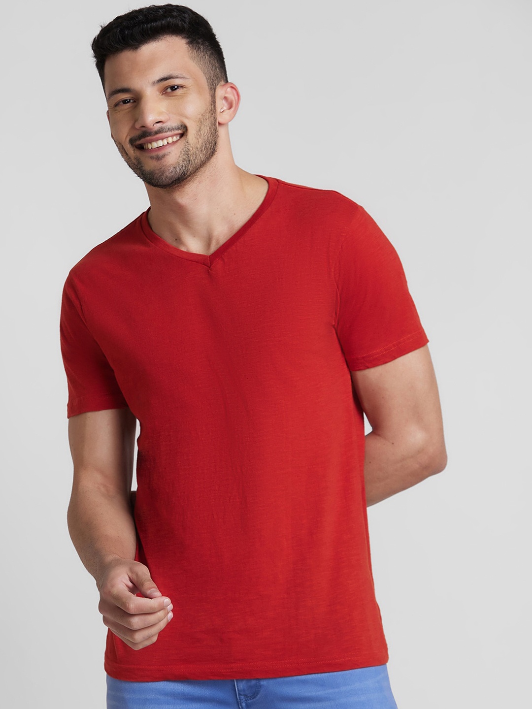 

Globus V Neck Cotton T-shirt, Red