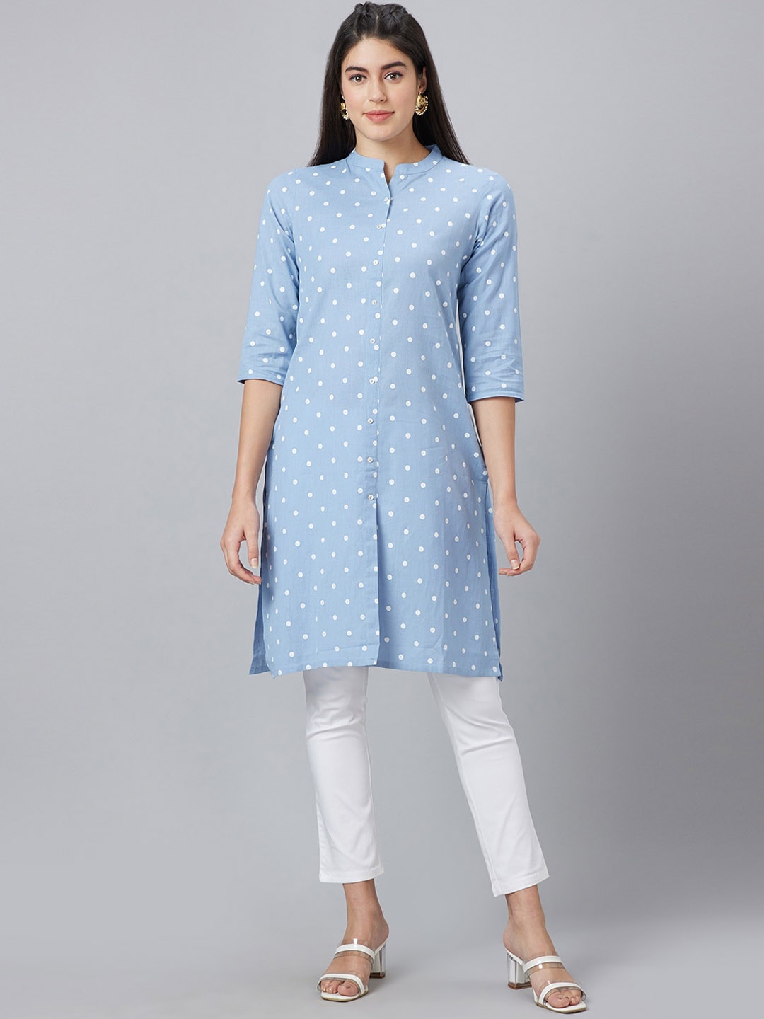 

Globus Polka Dots Printed Mandarin Collar Straight Kurta, Blue