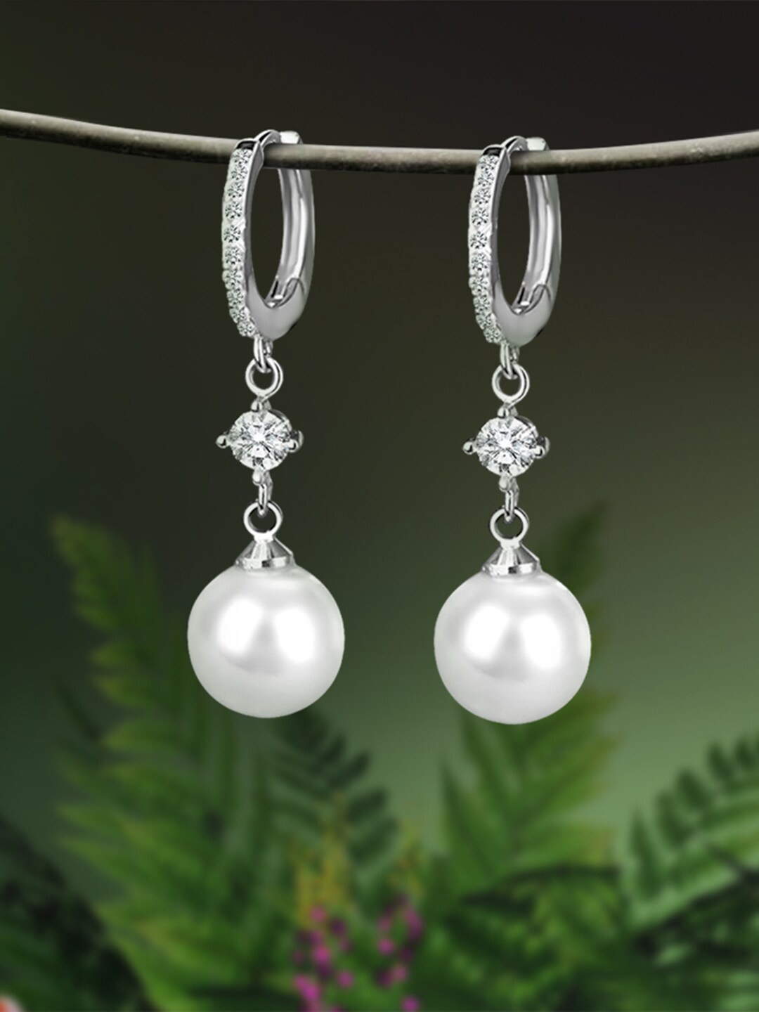 

Peora Silver-Plated Contemporary Drop Earrings, White