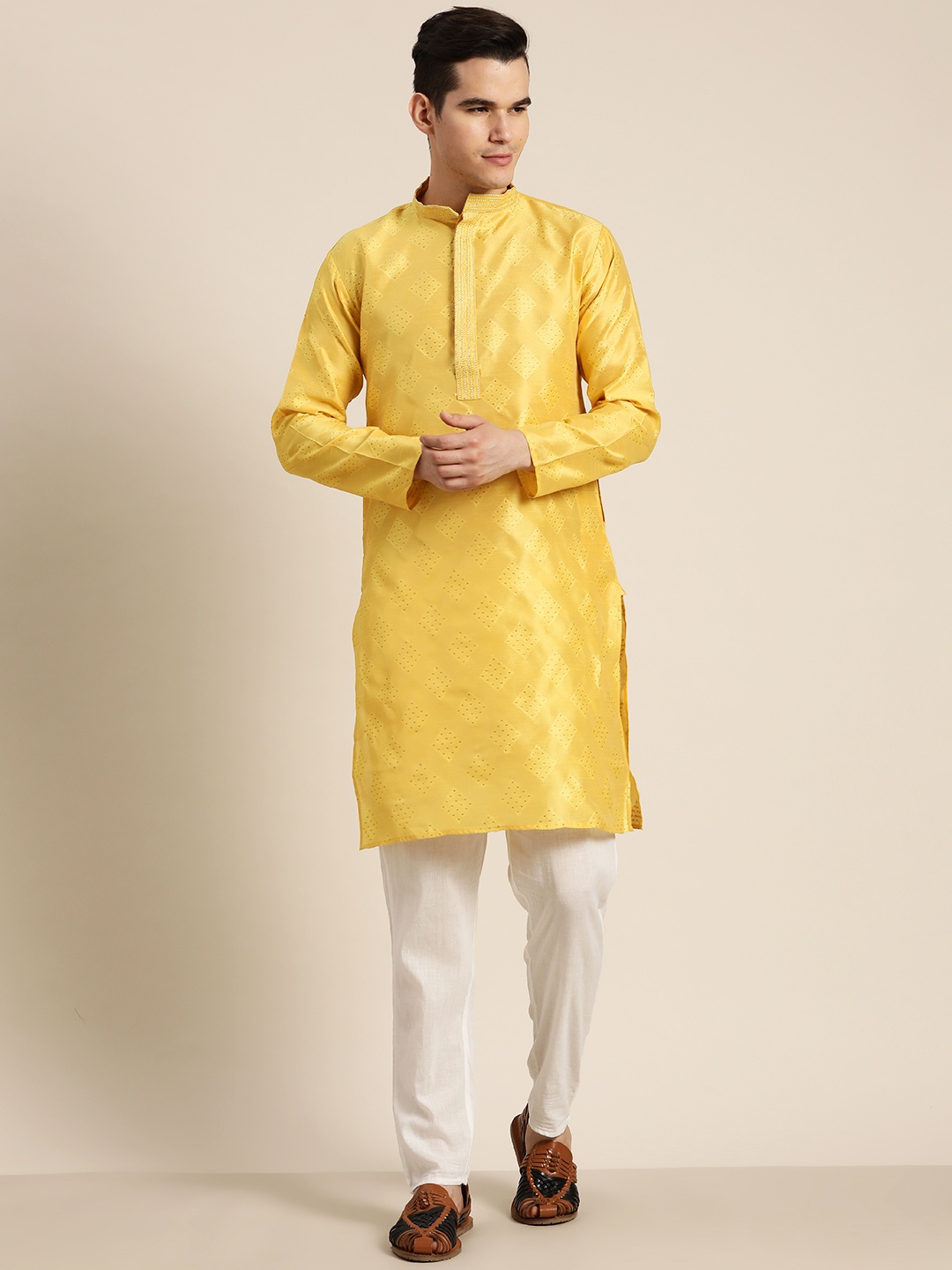 

SOJANYA Embellished Kurta, Yellow