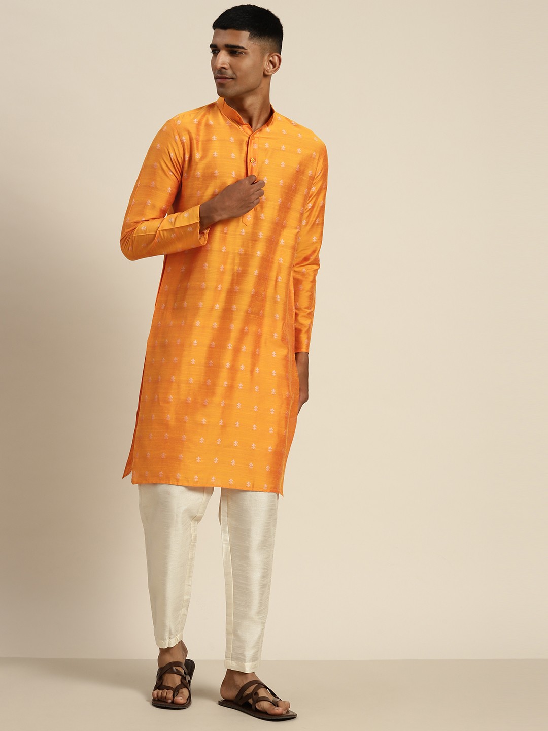 

SOJANYA Ethnic Motifs Silk Cotton Kurta, Orange