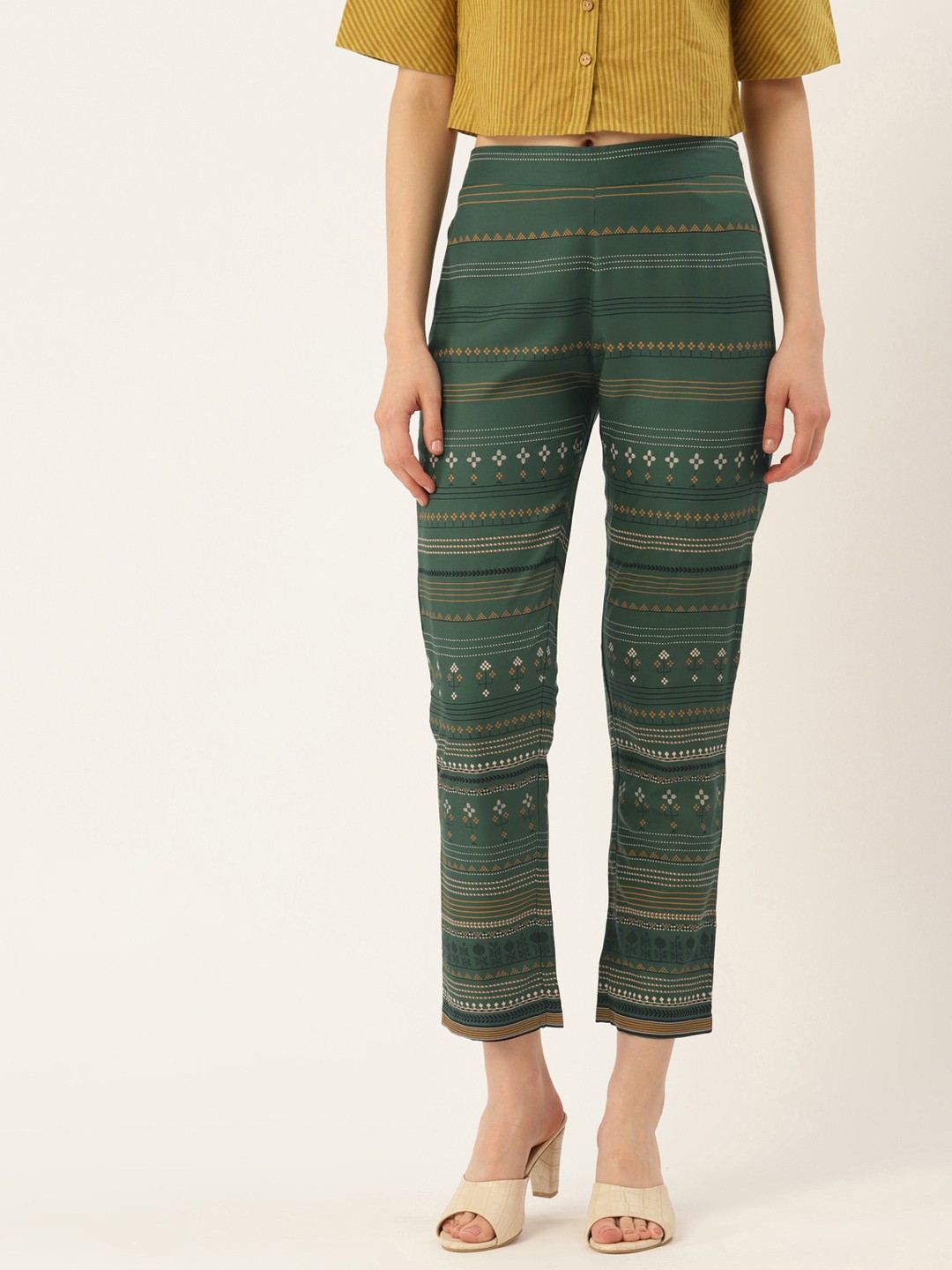 

ZIZO By Namrata Bajaj Ethnic Motifs Printed Relaxed Trousers, Green