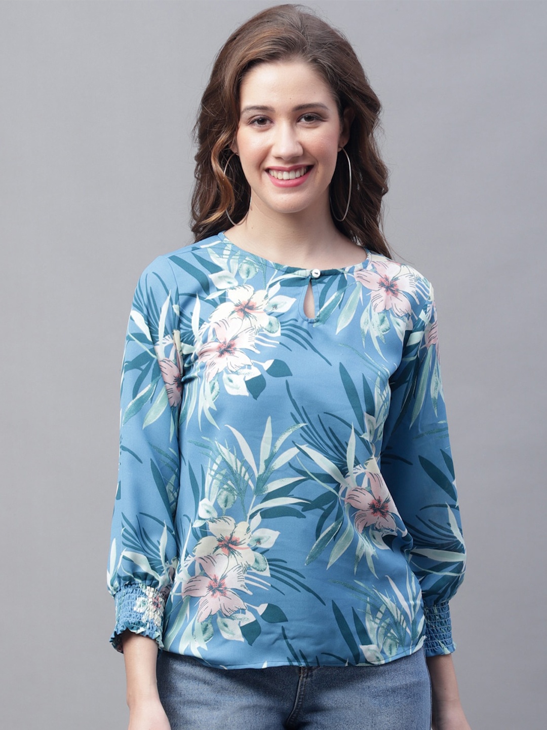 

GRACIT Floral Printed Keyhole Neck Smocked Top, Blue