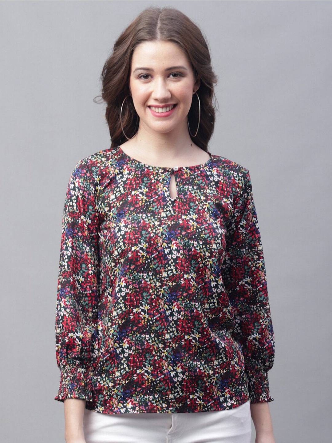 

GRACIT Floral Printed Keyhole Neck Top, Black
