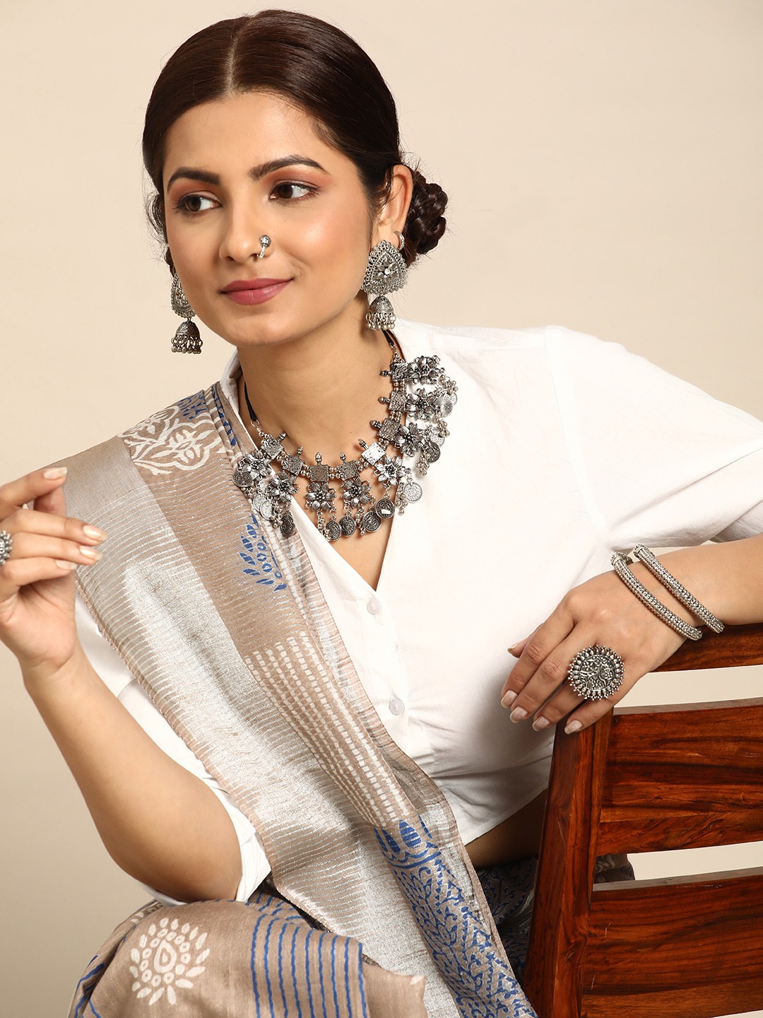 

Taavi Ethnic Motifs Silk Blend Block Print Saree, Brown