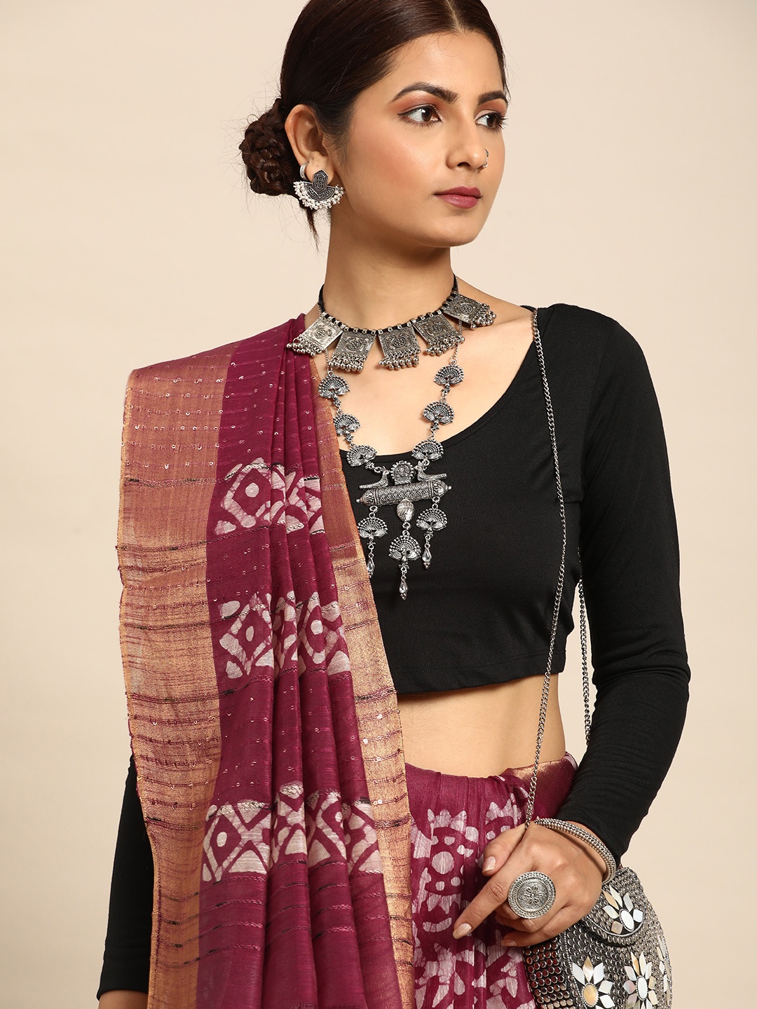 

Taavi Batik Printed Silk Blend Bhagalpuri Saree, Purple