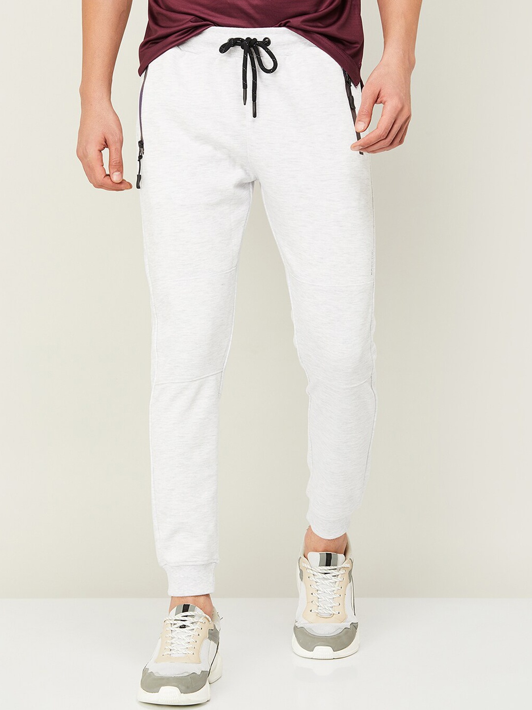 

Fame Forever by Lifestyle Men Regular-Fit Mid-Rise Joggers, White