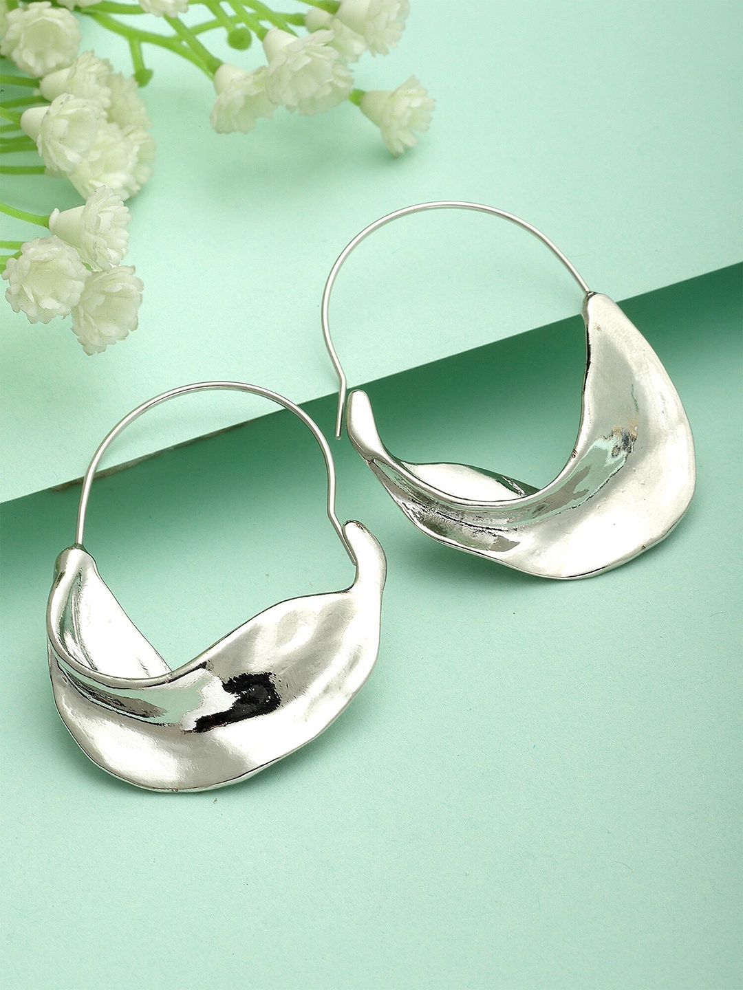 

Bohey by KARATCART Silver-Plated Asymmetric Hoop Earrings