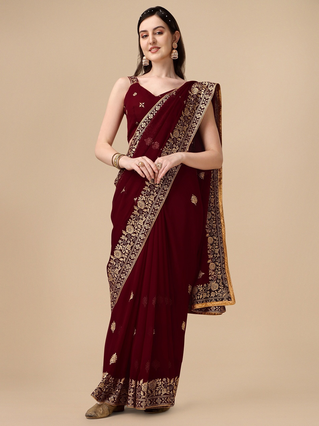 

Vaidehi Fashion Floral Embroidered Pure Georgette Saree, Maroon