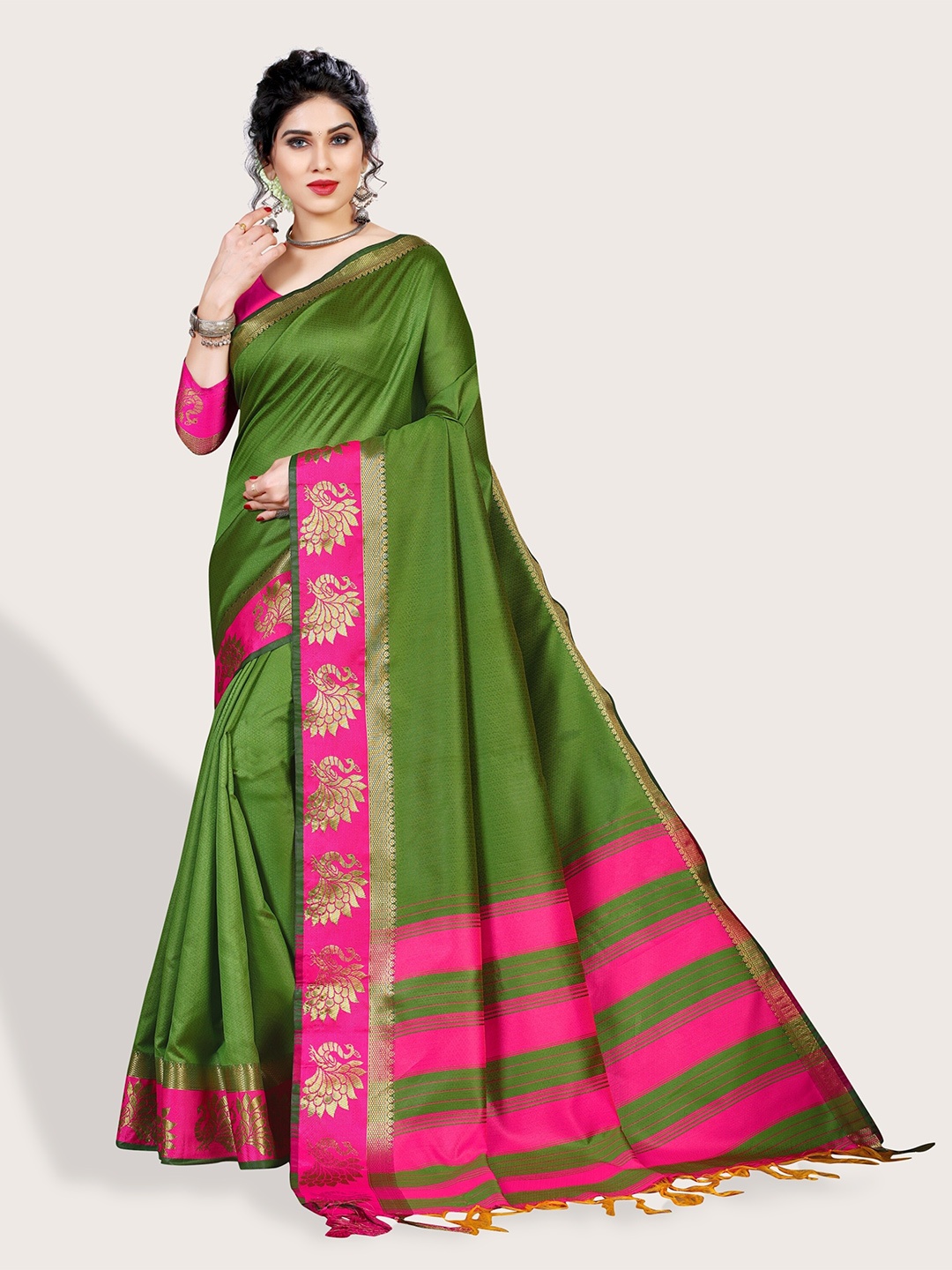 

Vaidehi Fashion Woven Design Bordered Silk Blend Jacquard Kanjivaram Saree, Green