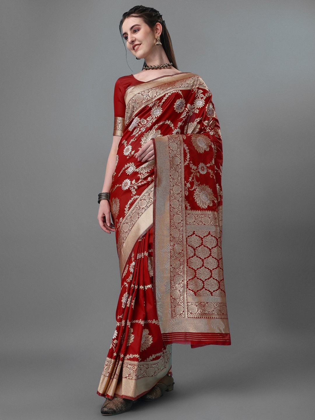 

Vaidehi Fashion Floral Zari Art Silk Saree, Maroon