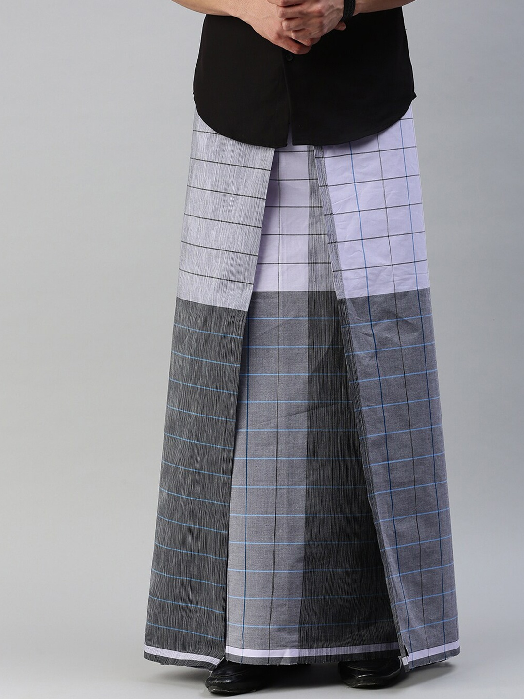 

Ulama Men Checked Pure Cotton Stitched Lungi, Grey