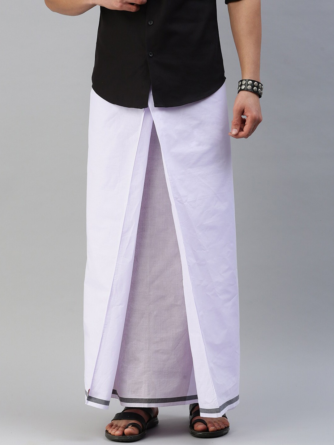 

Ulama Men Pure Cotton Stitched Lungi, White
