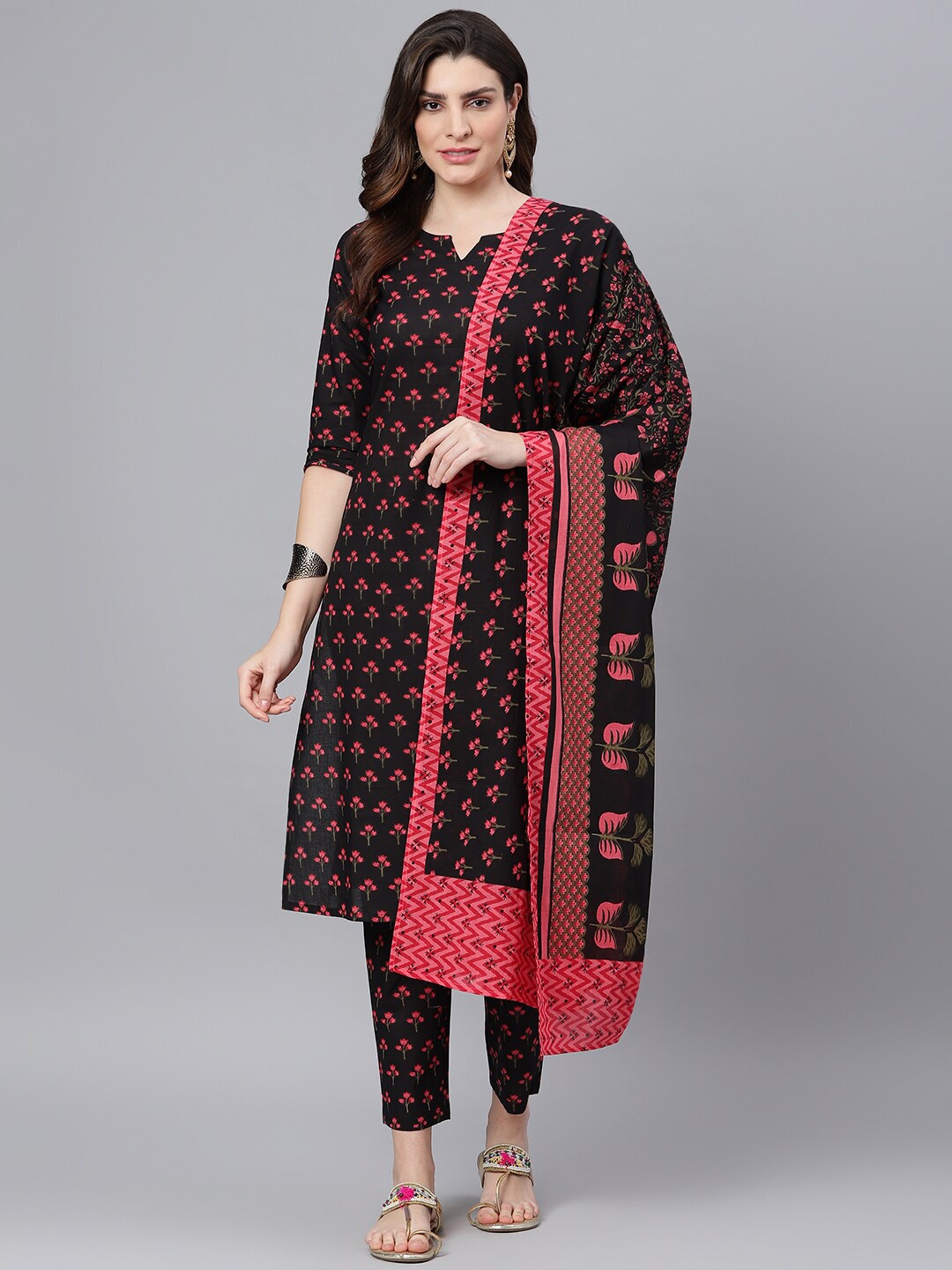 

Idalia Floral Printed Notched Neck Kurta with Trousers & Dupatta, Black