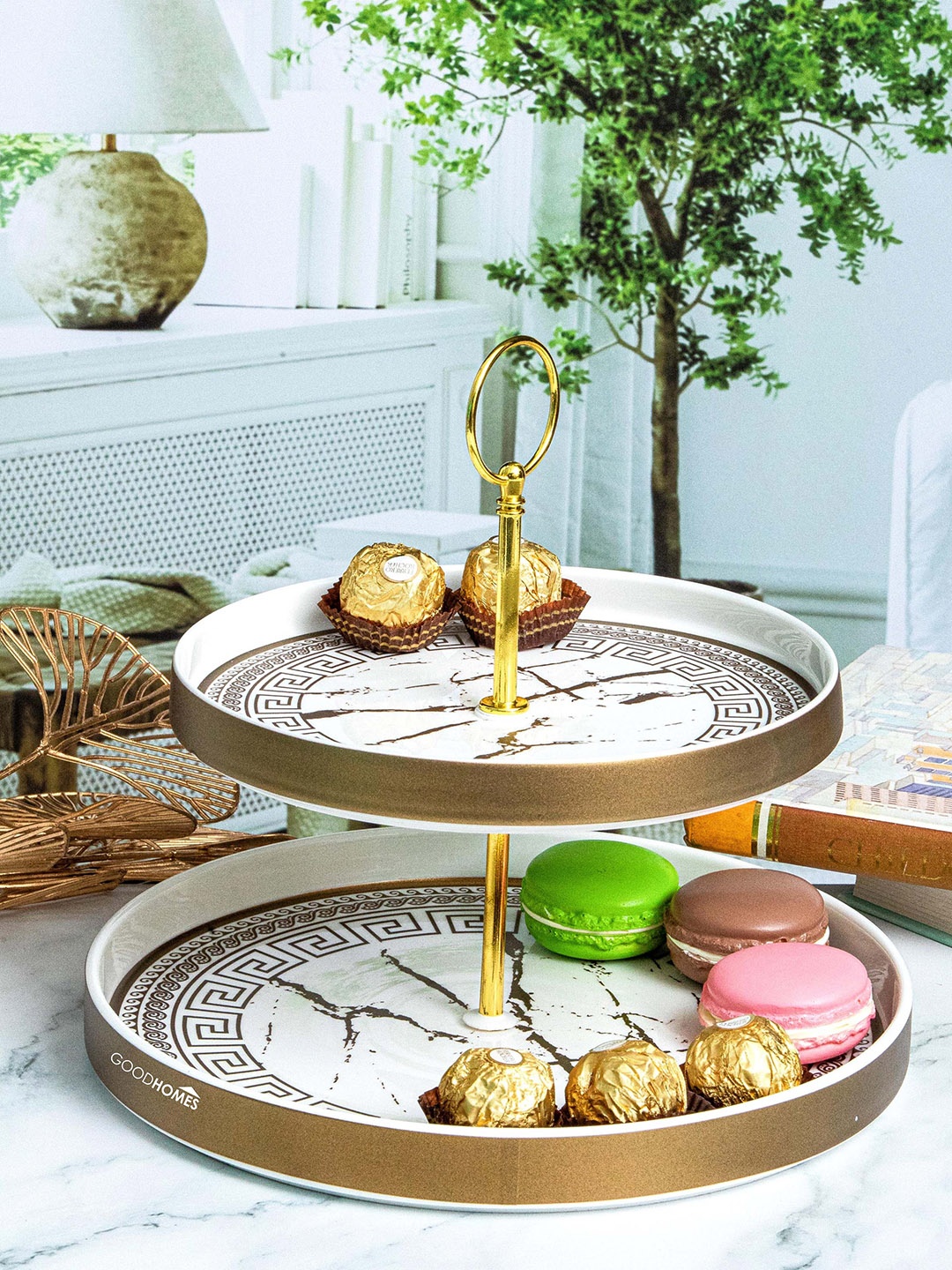 

GOODHOMES White & Gold-Toned Printed Dishwasher Safe Porcelain Cake Stand