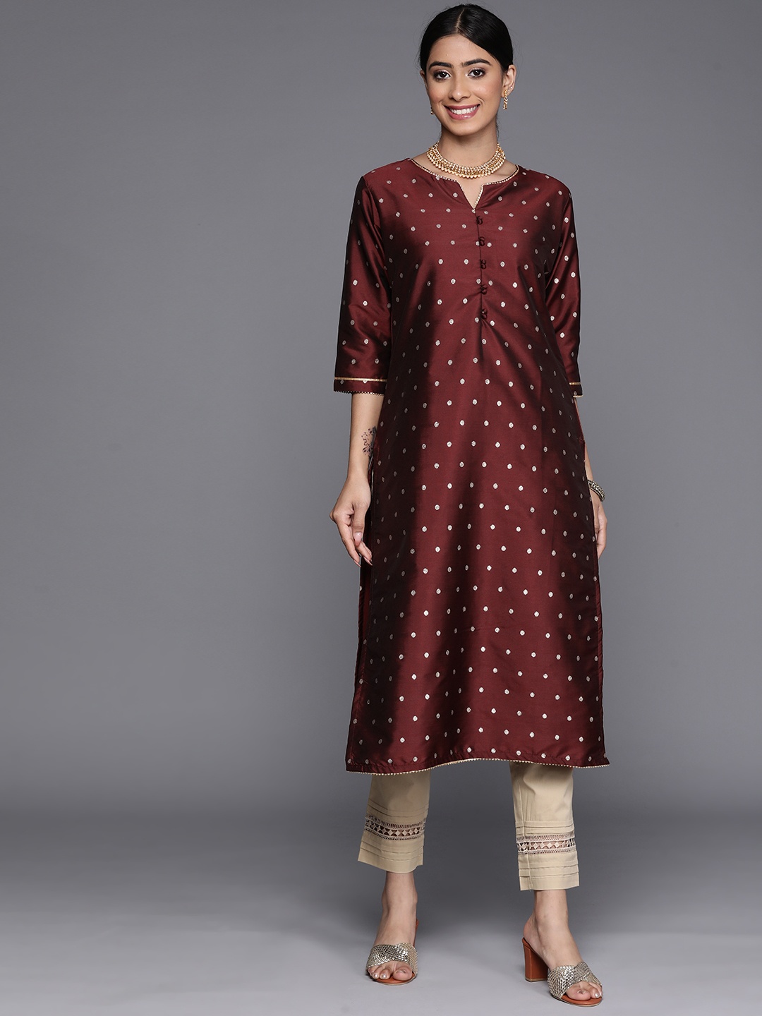 

Libas Gotta Patti Kurta, Maroon