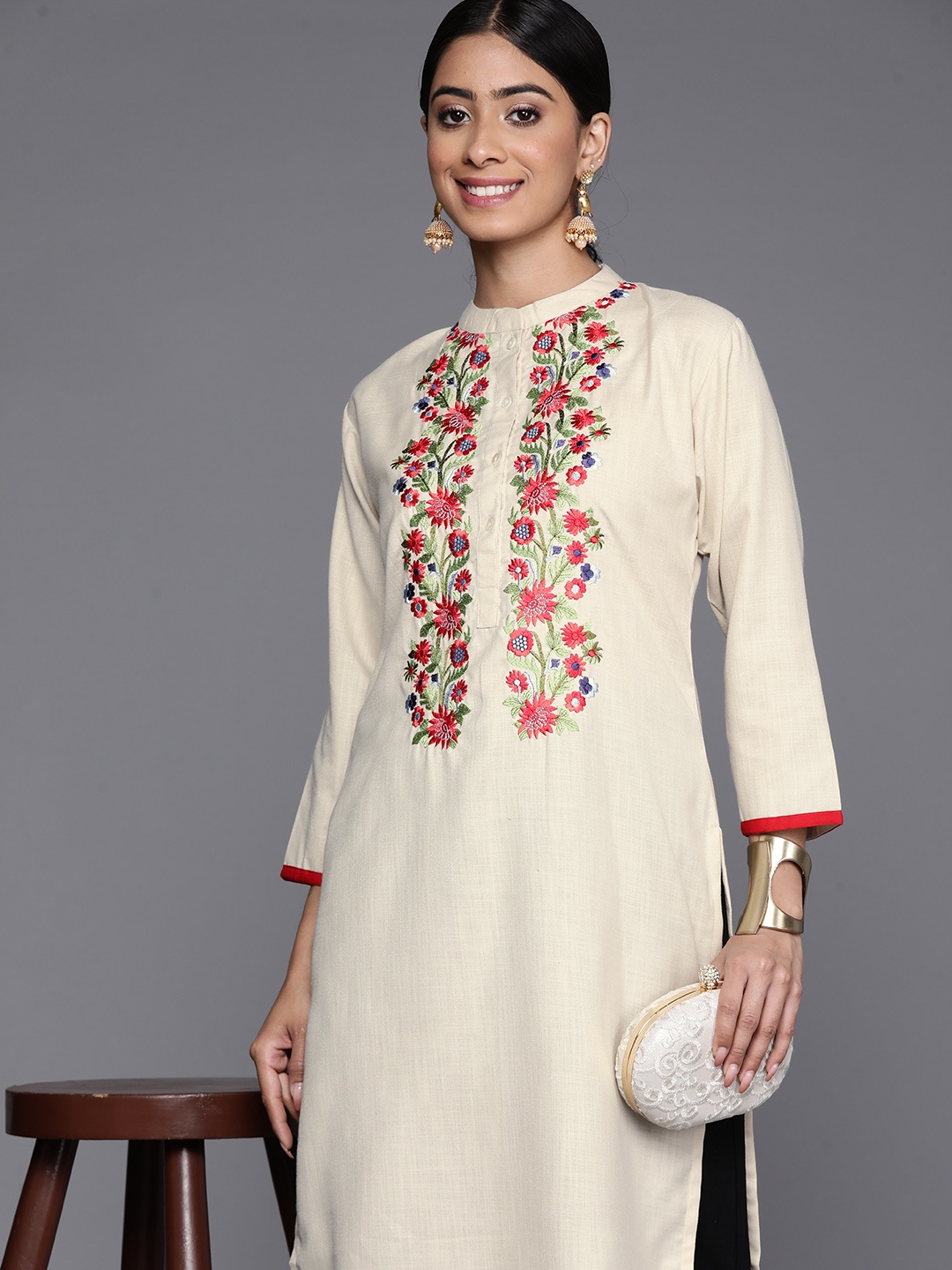 

Libas Floral Embroidered Thread Work Kurta, Off white