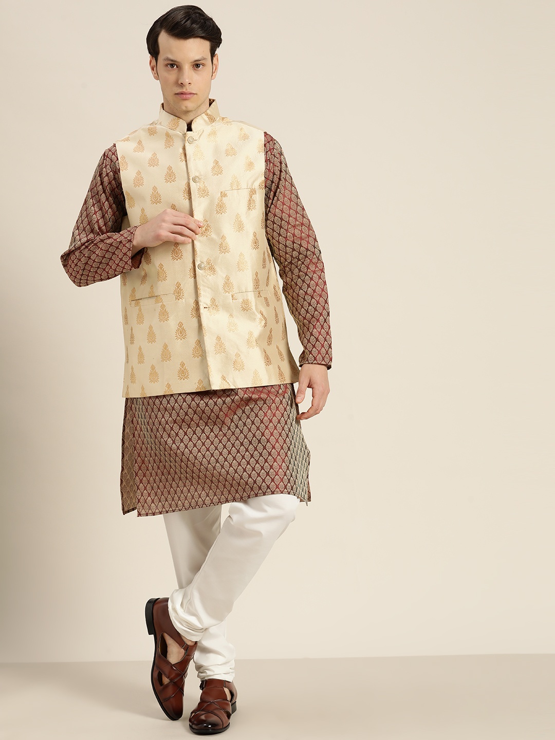 

SOJANYA Ethnic Motifs Regular Kurta With Churidar & With Nehru Jacket, Maroon