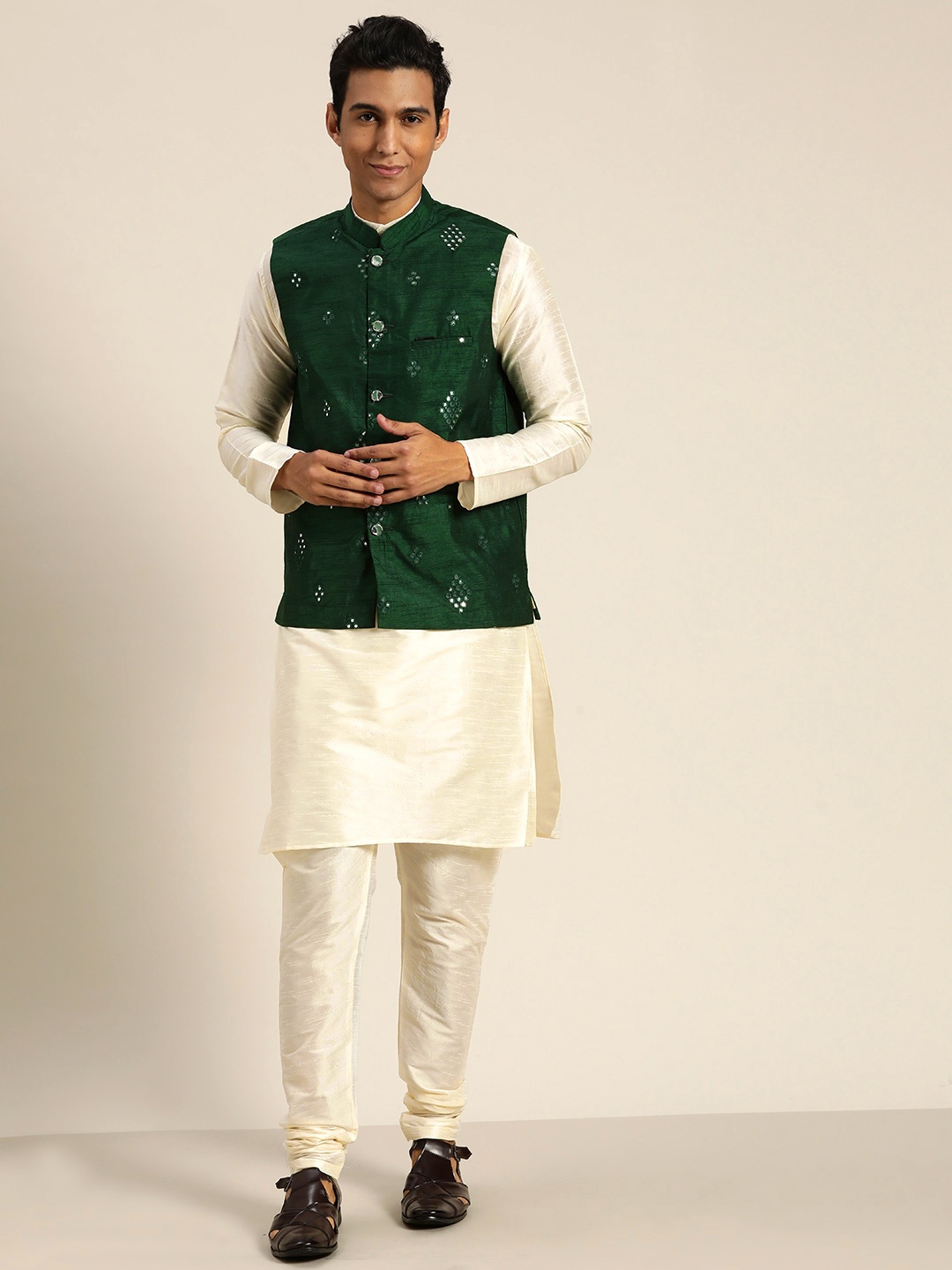 

SOJANYA Regular Kurta with Churidar, Cream