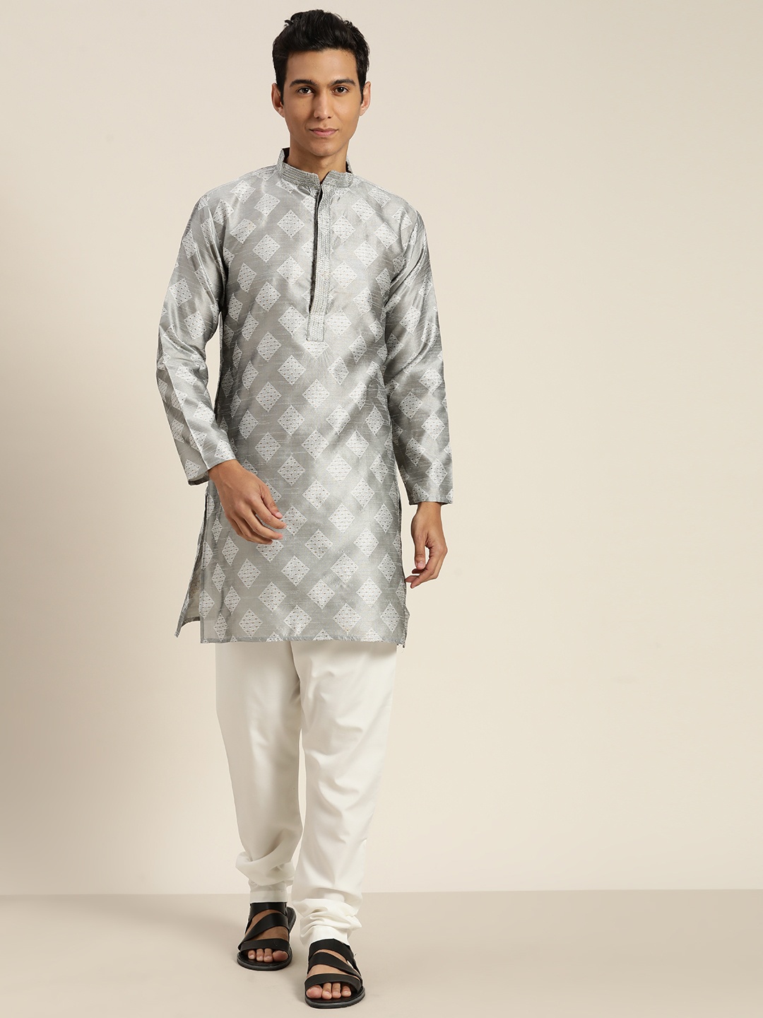 

SOJANYA Mandarin Collar Woven Design Regular Kurta With Churidar, Grey