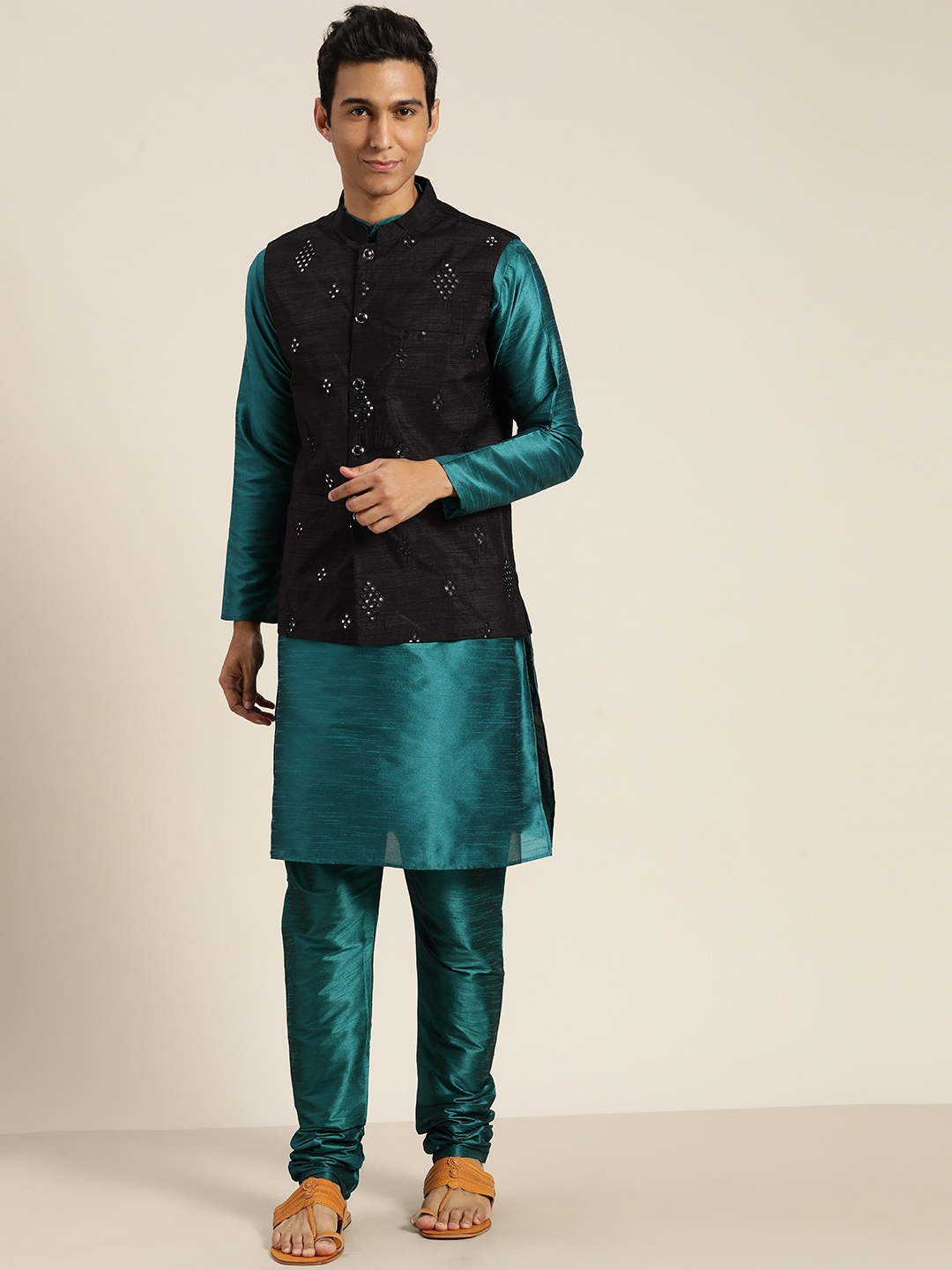 

SOJANYA Mandarin Collar Regular Kurta With Churidar & With Nehru Jacket, Teal